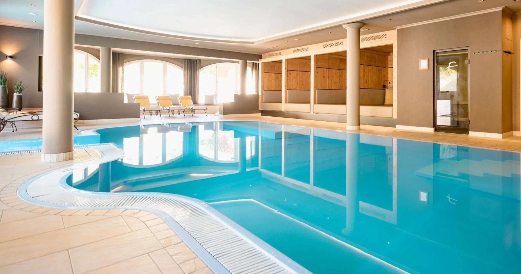 Swimming pool in Forster's Naturresort