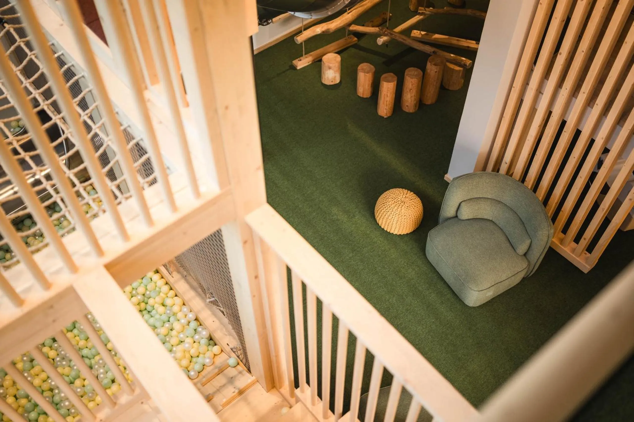 Game Room in Forster's Naturresort