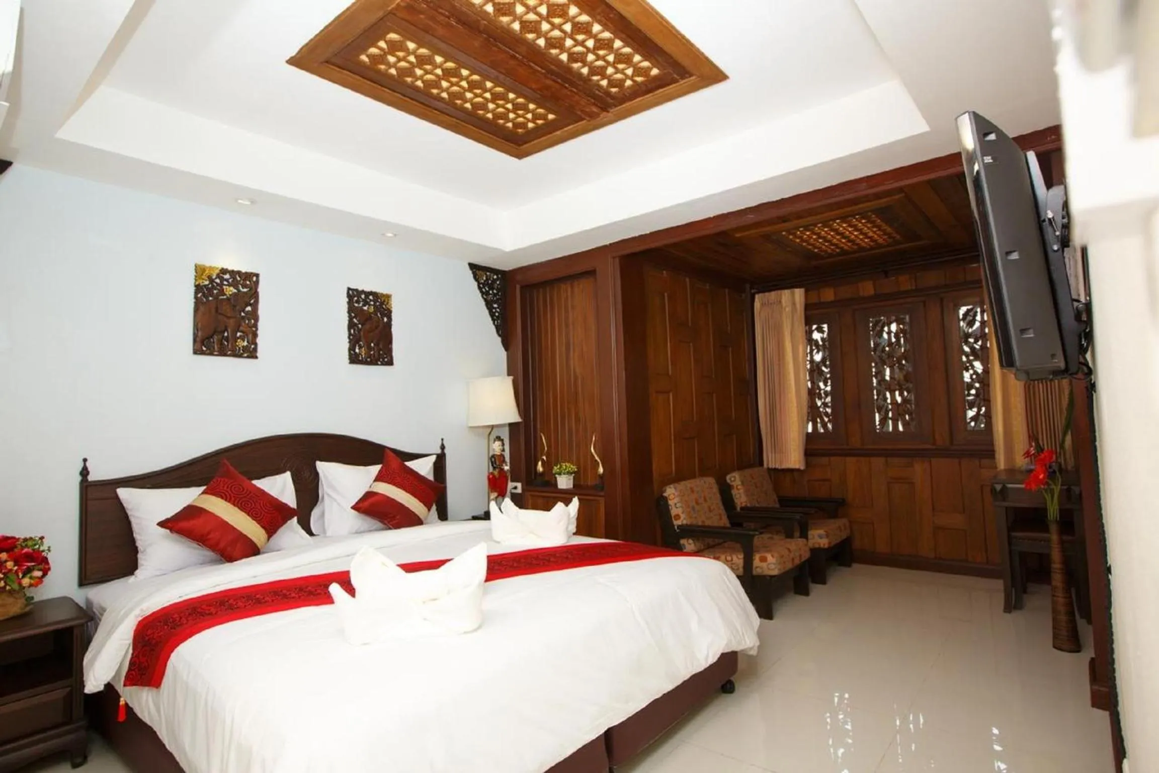 Bed in Chang Siam Inn