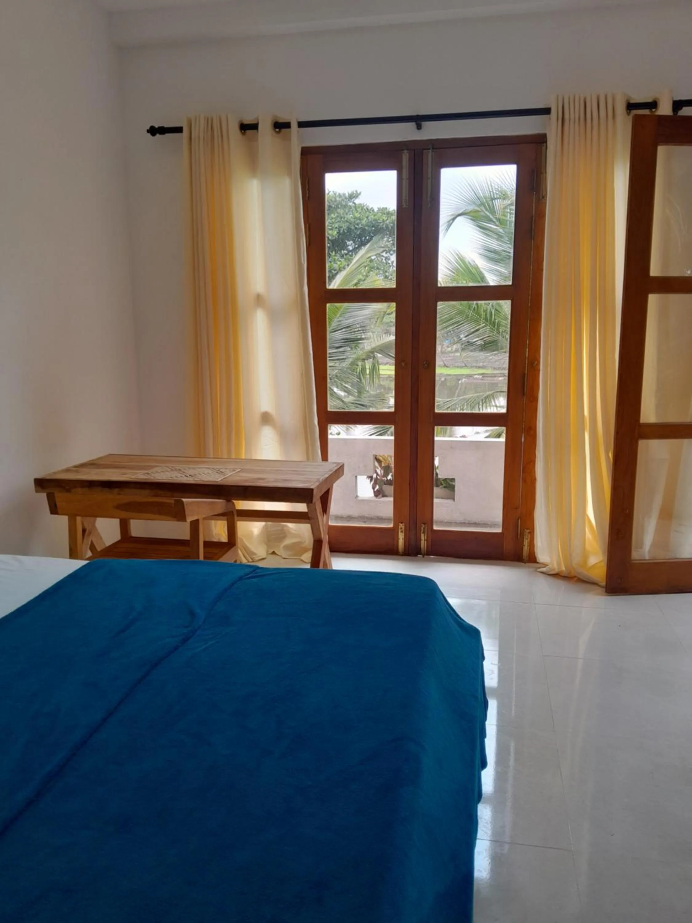 Bedroom, Bed in Field Island Villa - Ahangama