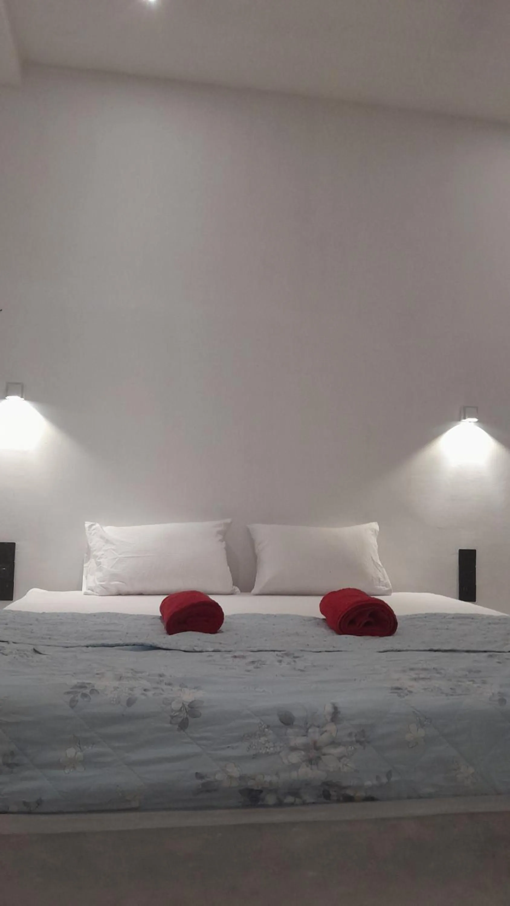 Bed in Field Island Villa - Ahangama