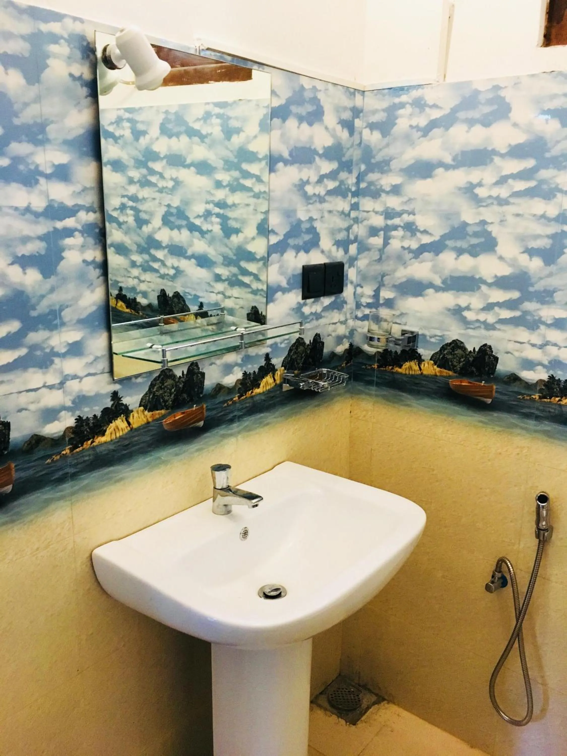 Bathroom in Field Island Villa - Ahangama