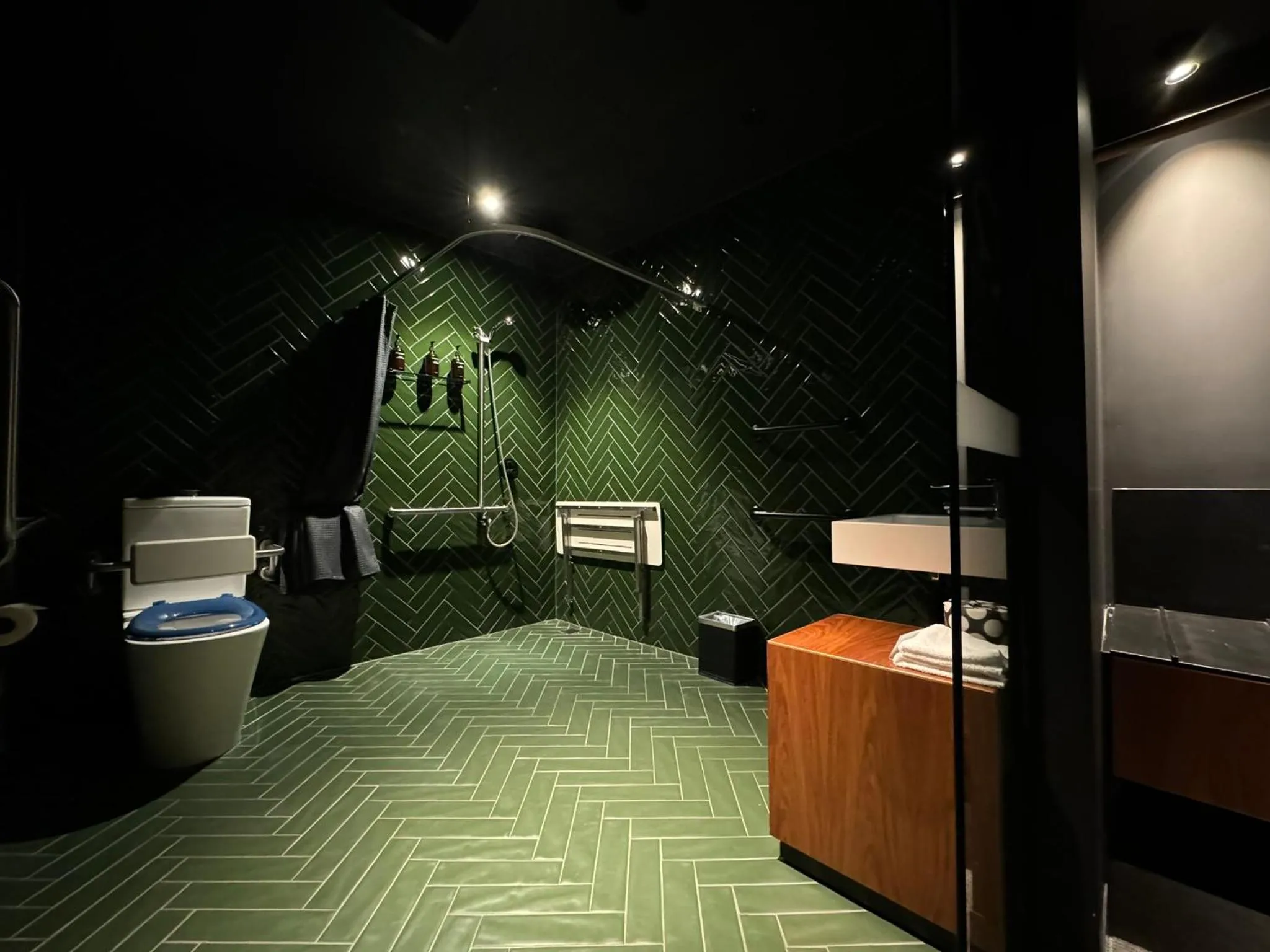 Bathroom in Moss Hotel