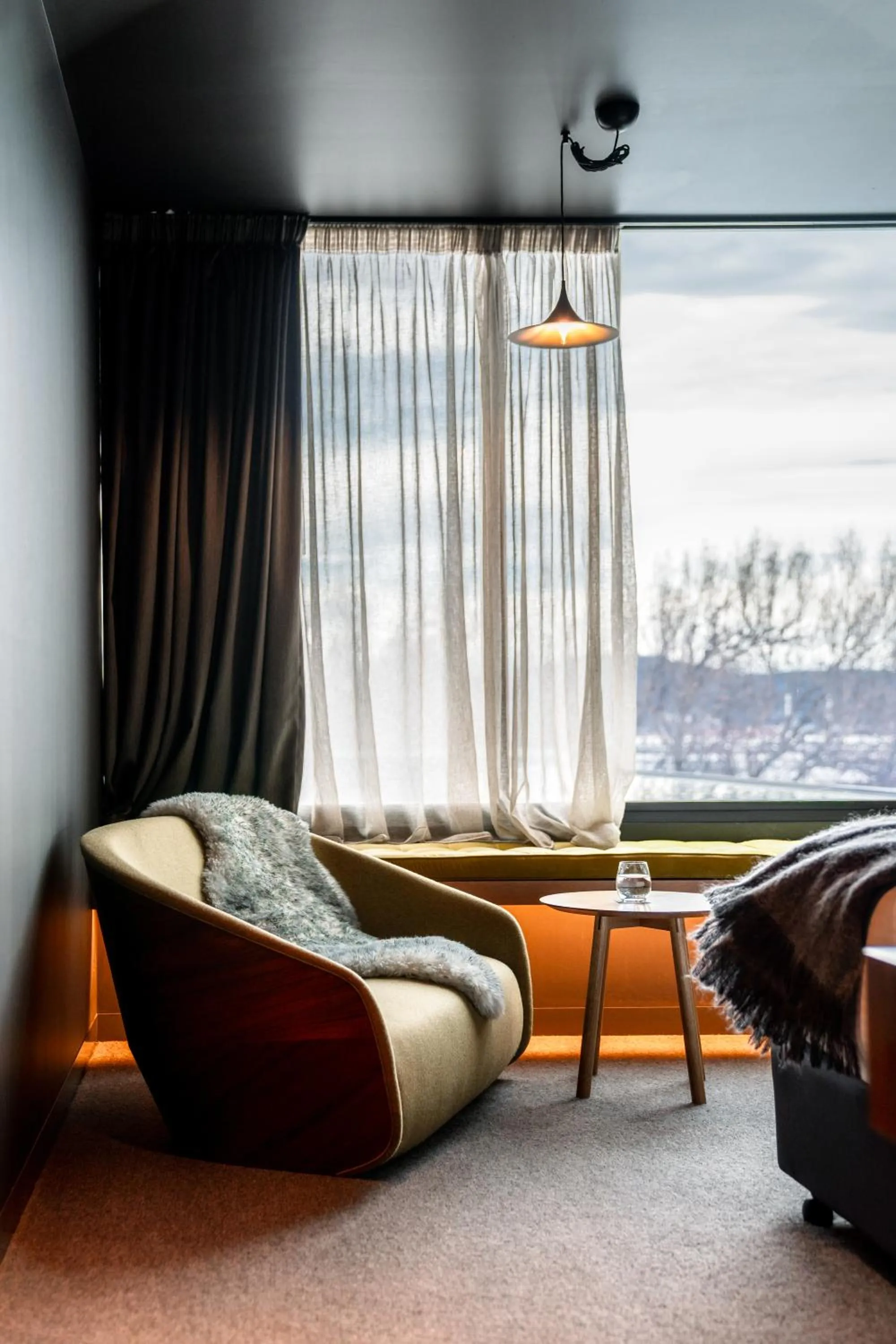 Seating area in Moss Hotel