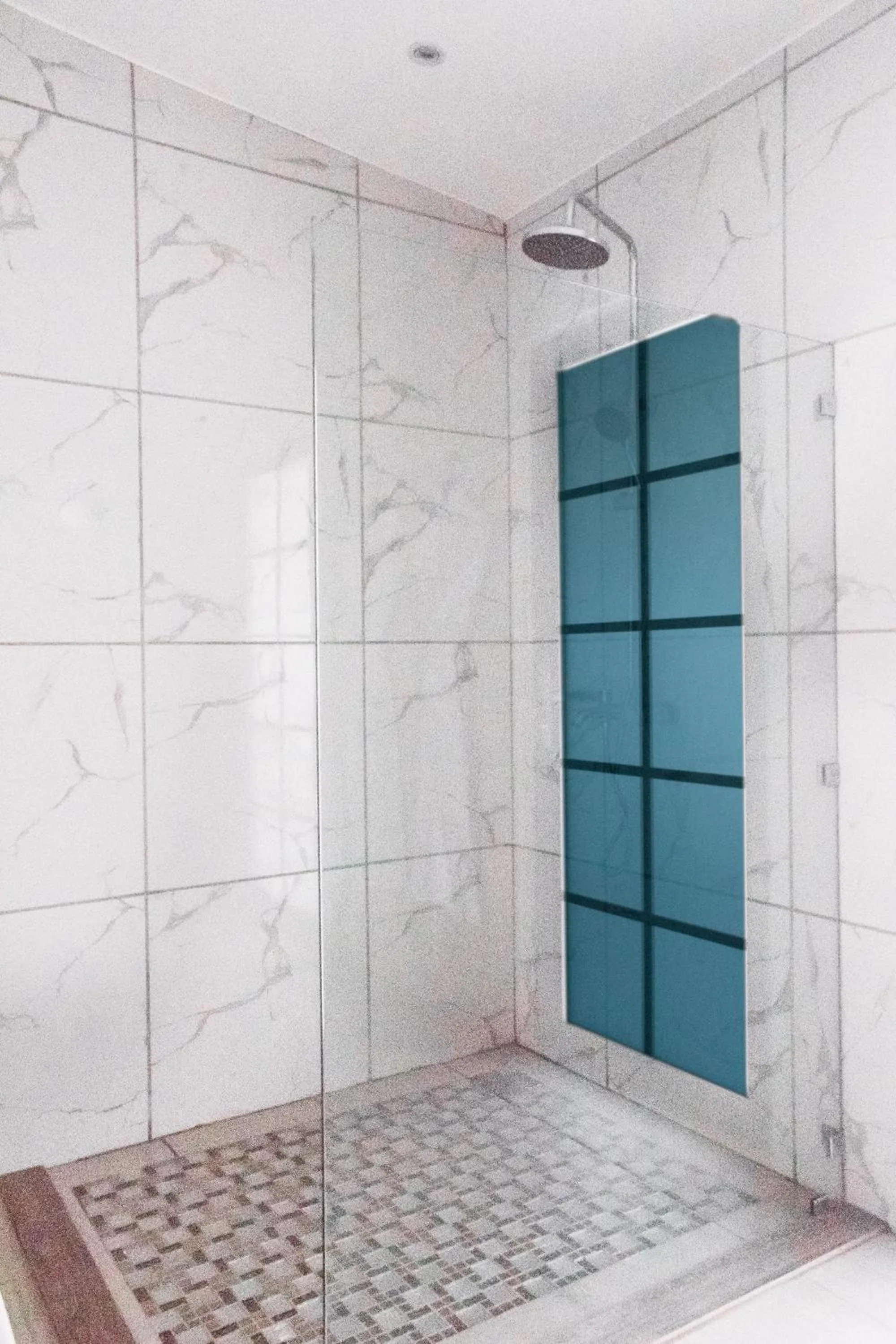 Shower in Marina Point Bay Resort