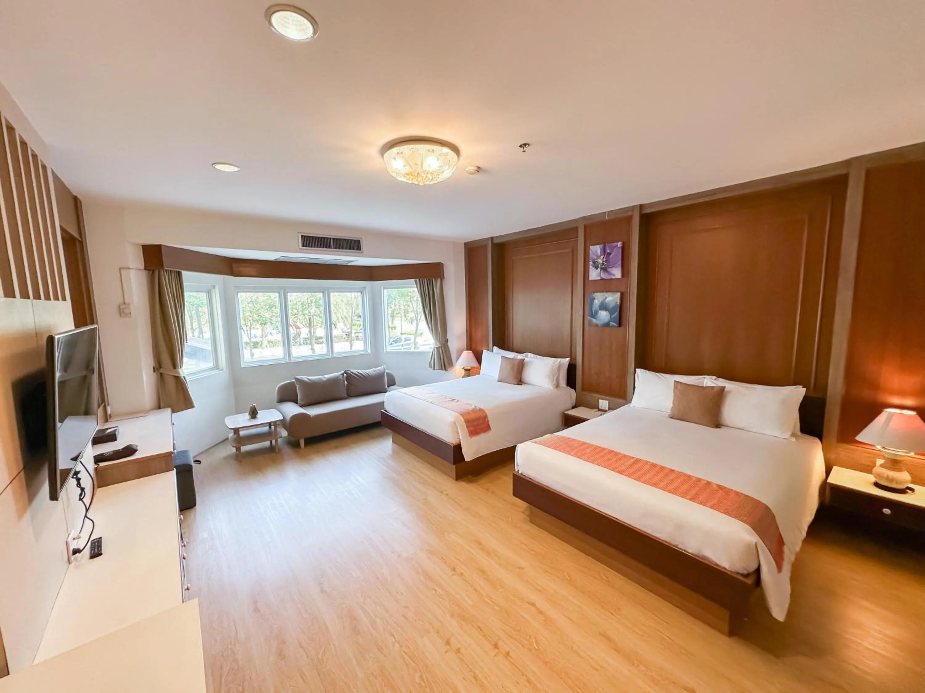 Bedroom, Bed in Siamgrand Hotel