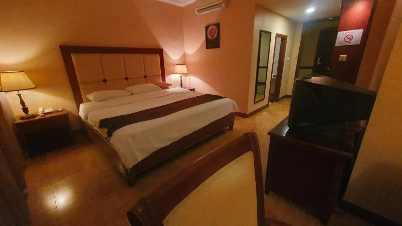 Bed in Stung Sangke Hotel