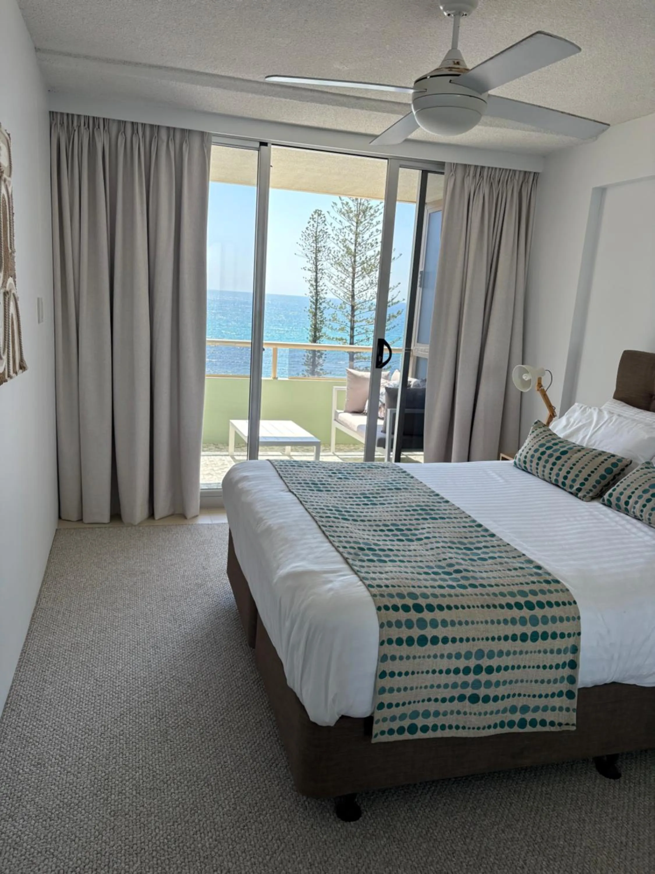 Bed in Park Towers-Goodwin Towers Holiday Units