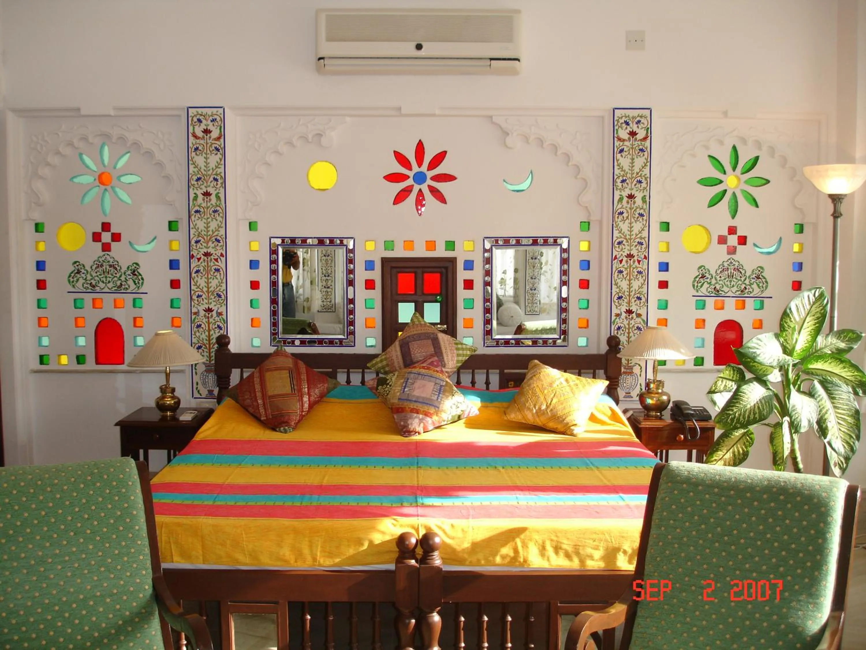 Bed in Raj Niwas