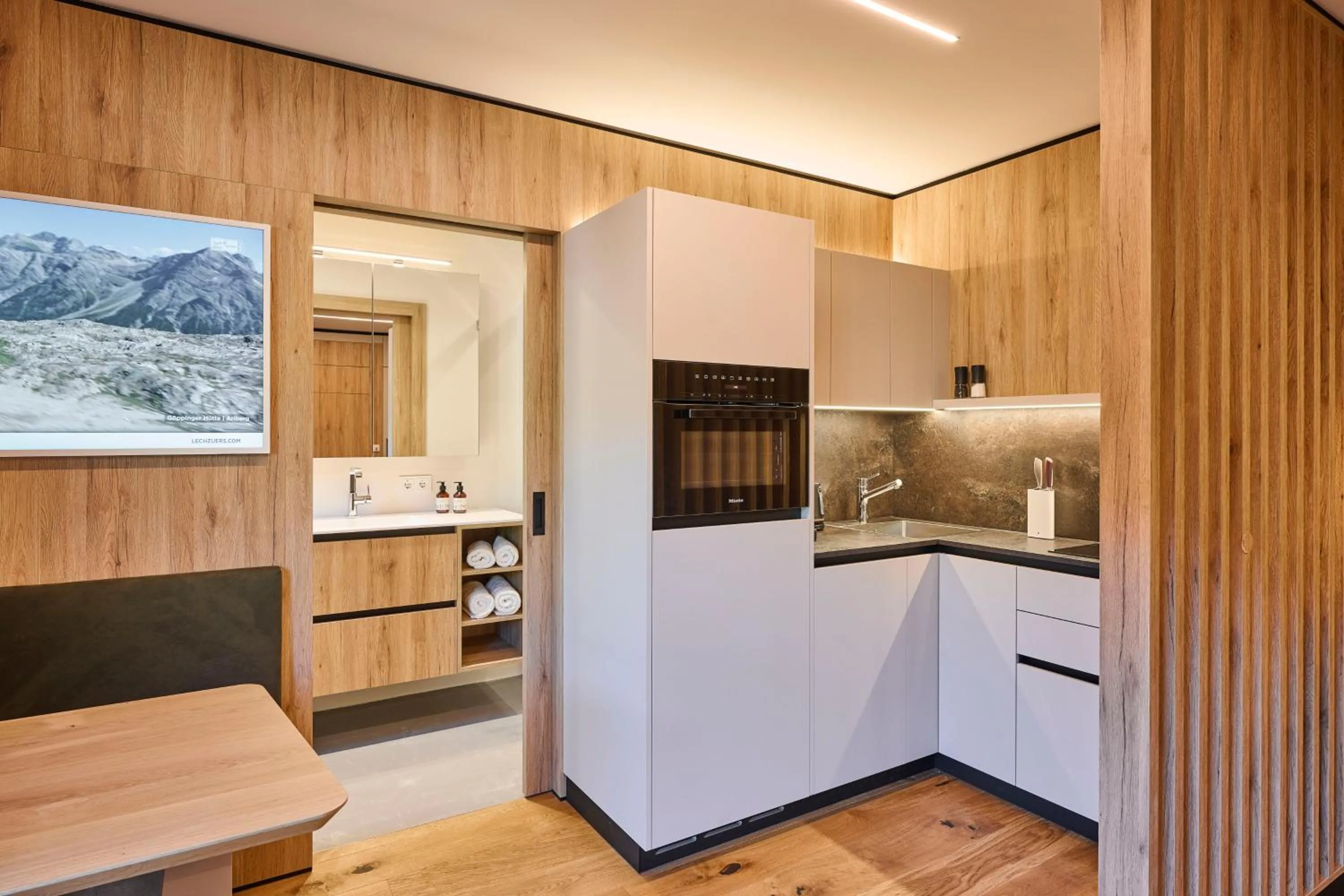 Kitchen or kitchenette in Appartements Täli
