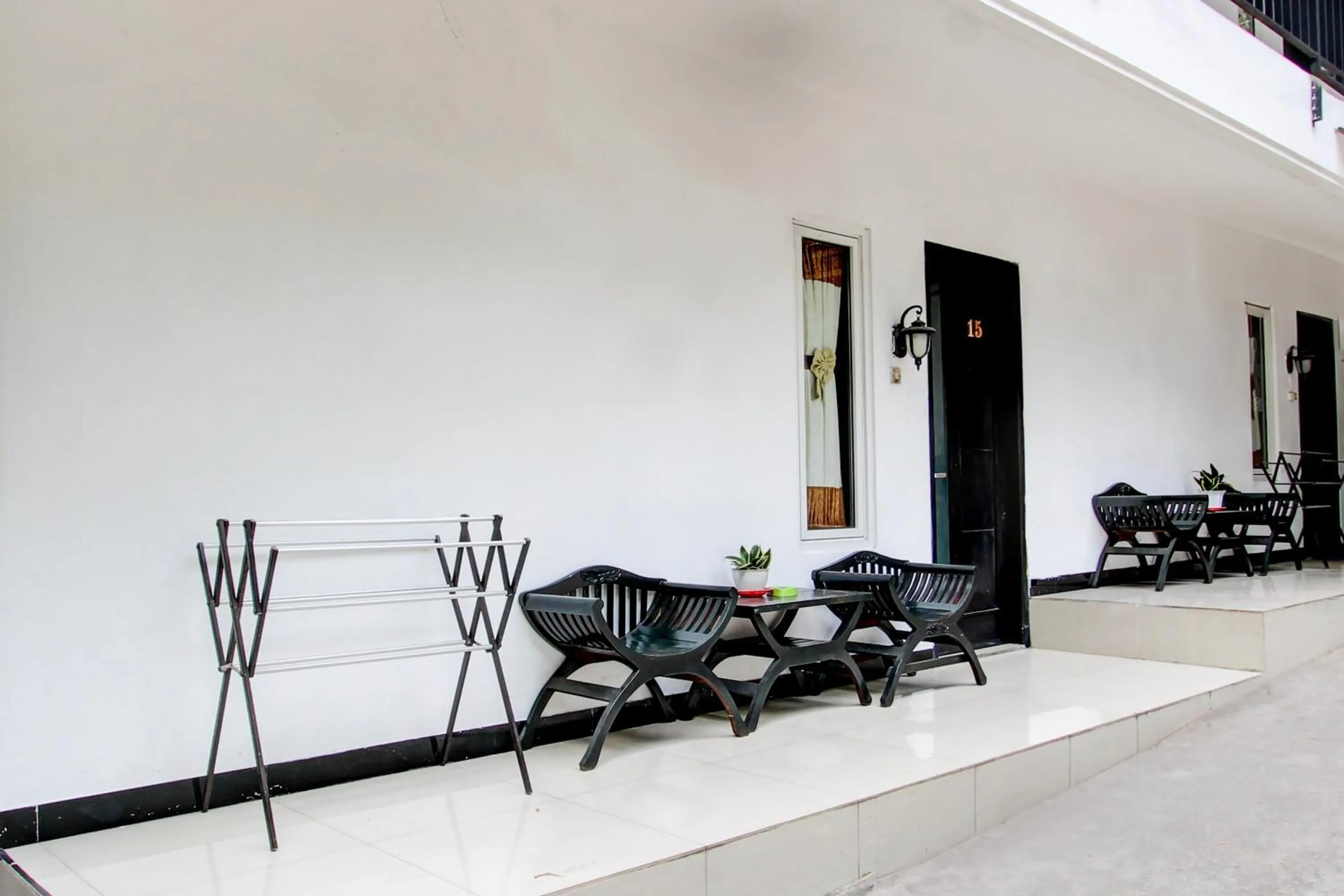 Lobby or reception in Hotel O Pondok Helomi