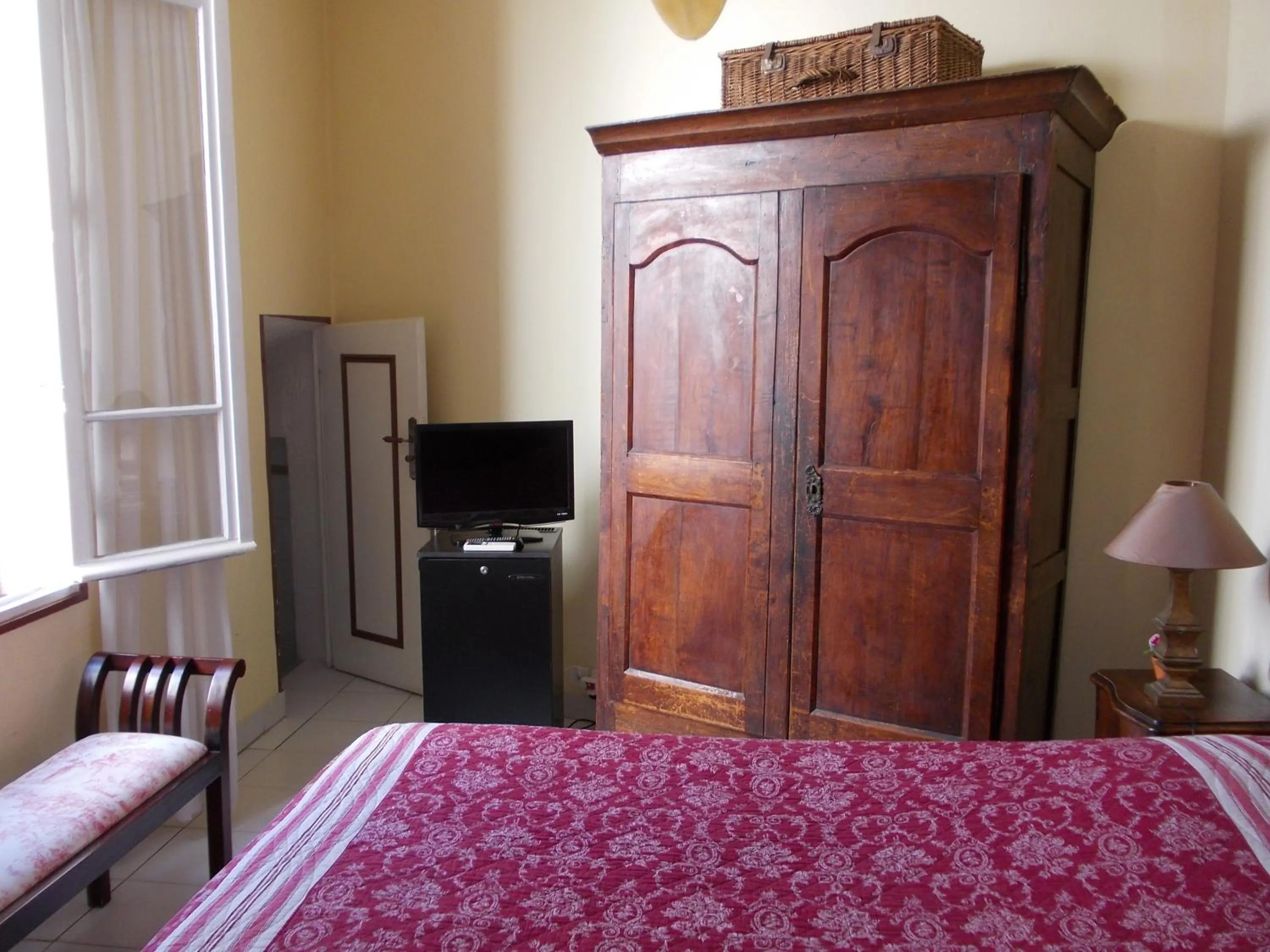 Day, Bed in L'Oursin