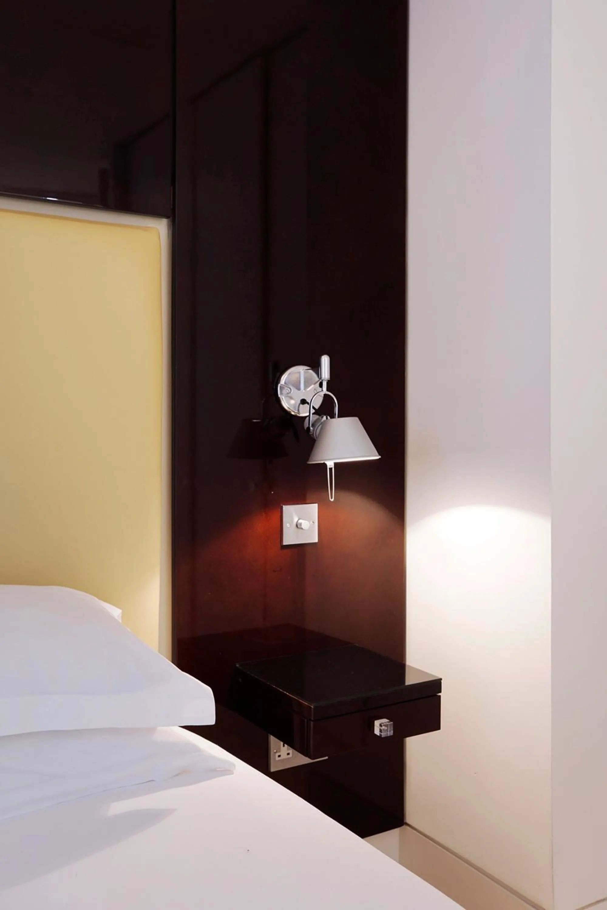 Bedroom, Bed in No.5 Maddox Street