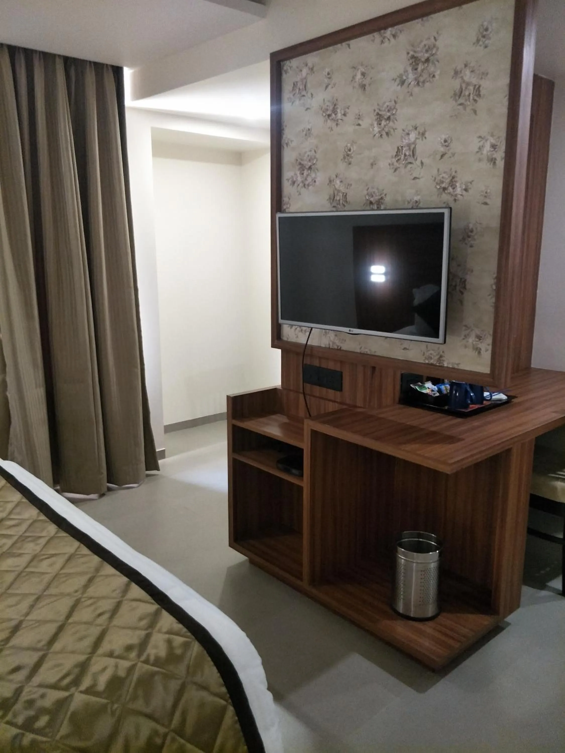 Kyriad Hotel Solapur by OTHPL