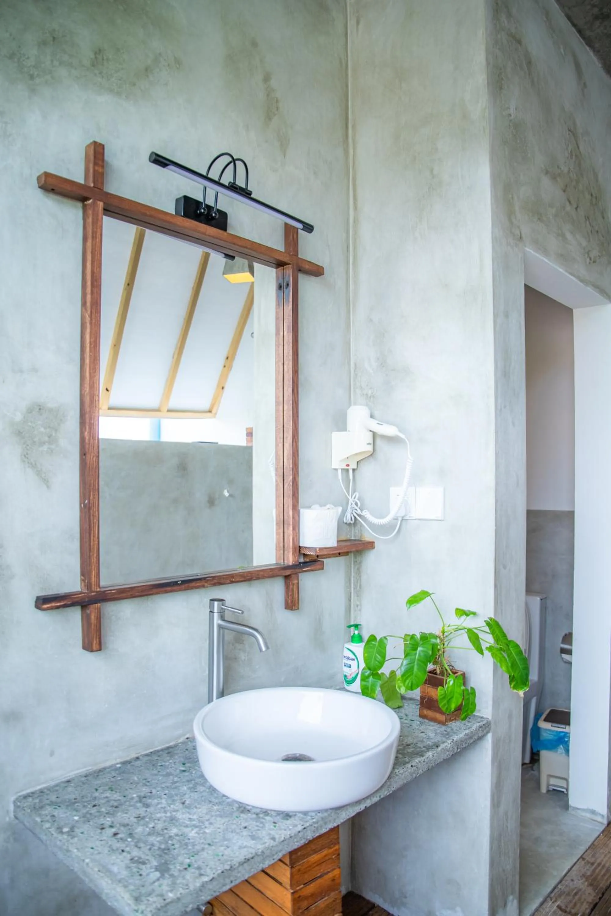 Bathroom in Club Gabbiano