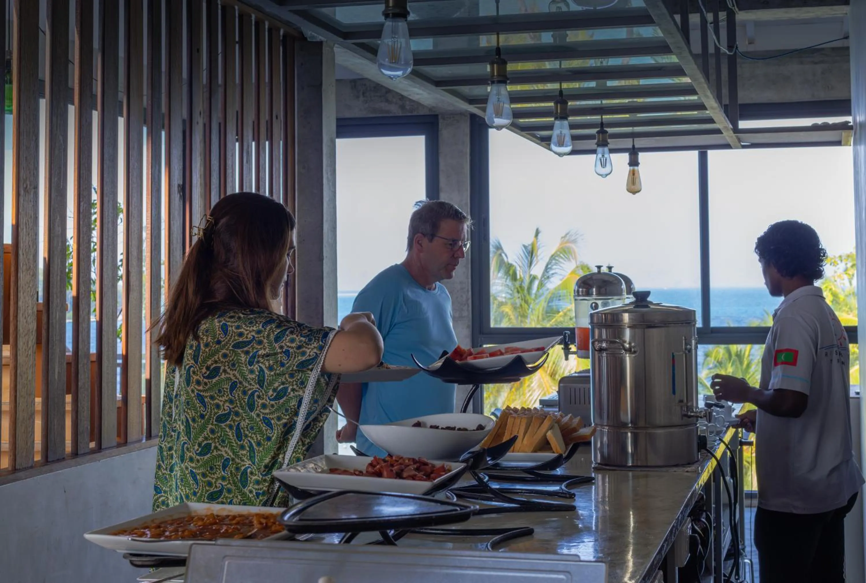 Restaurant/places to eat in Club Gabbiano