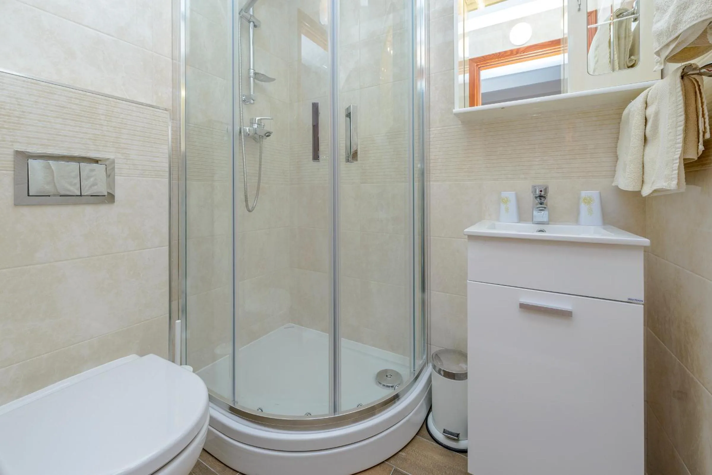 Shower in Studio Stradun