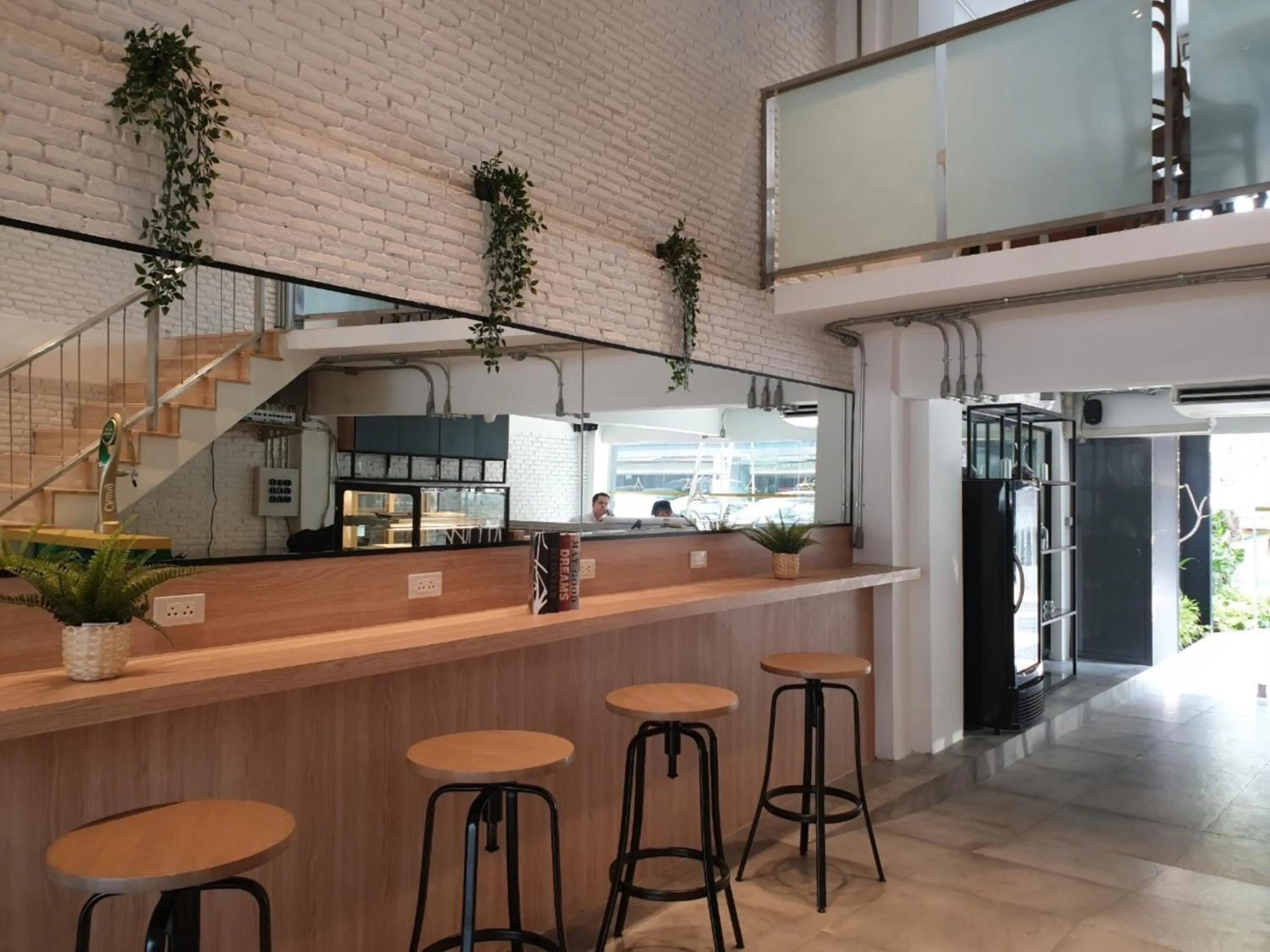 Lounge or bar in Aspira One Sutthisan