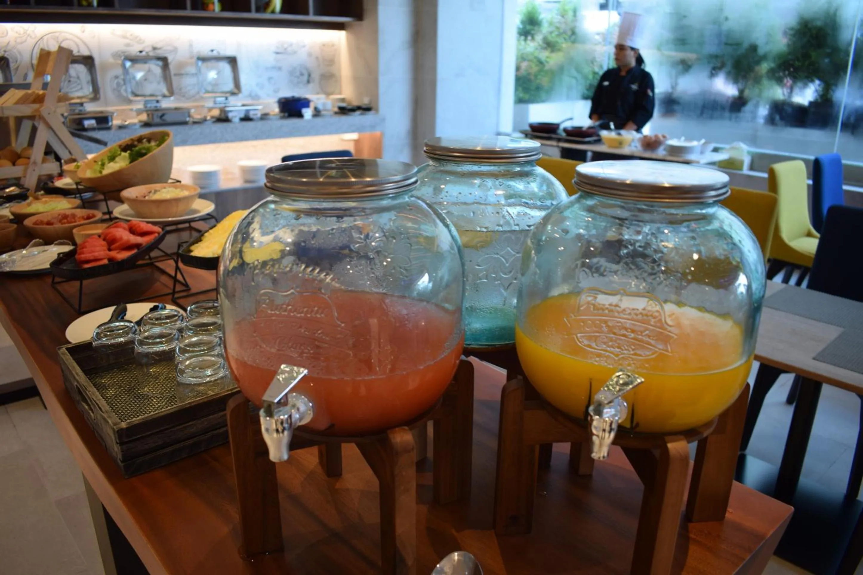 Food and drinks in Aspira One Sutthisan