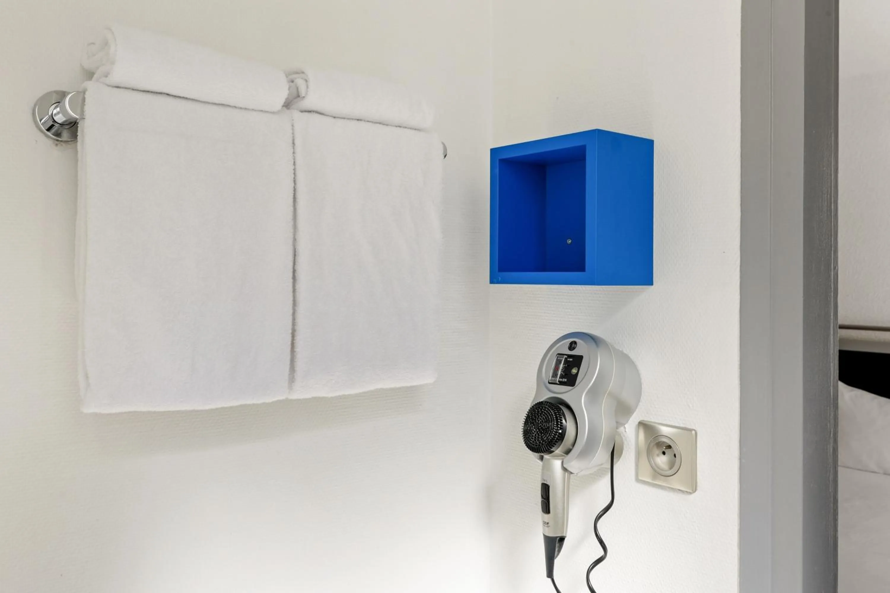 Bathroom in ibis Styles Paris République Le Marais