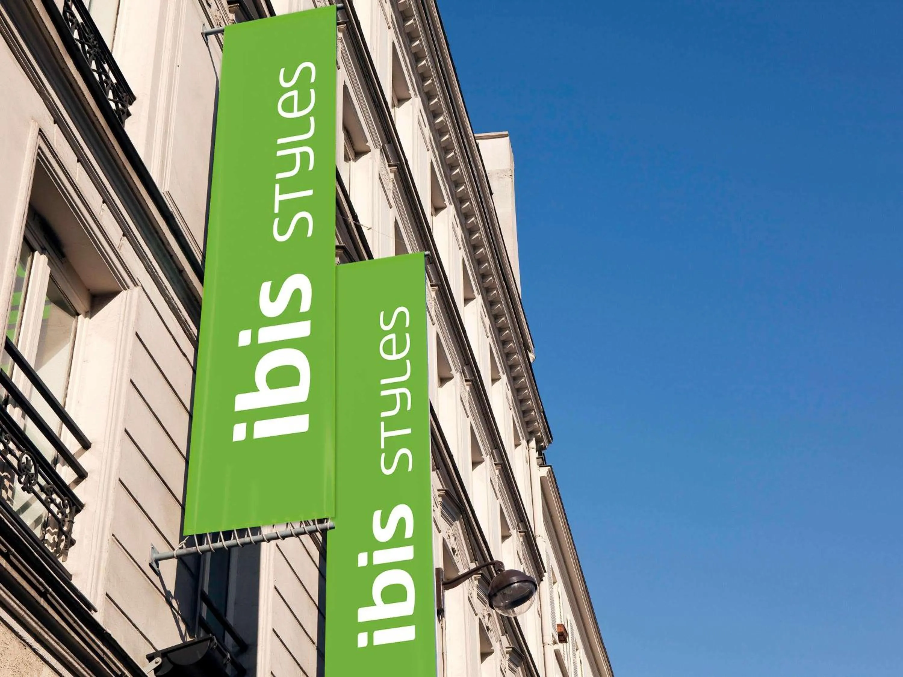 Property building in ibis Styles Paris République Le Marais