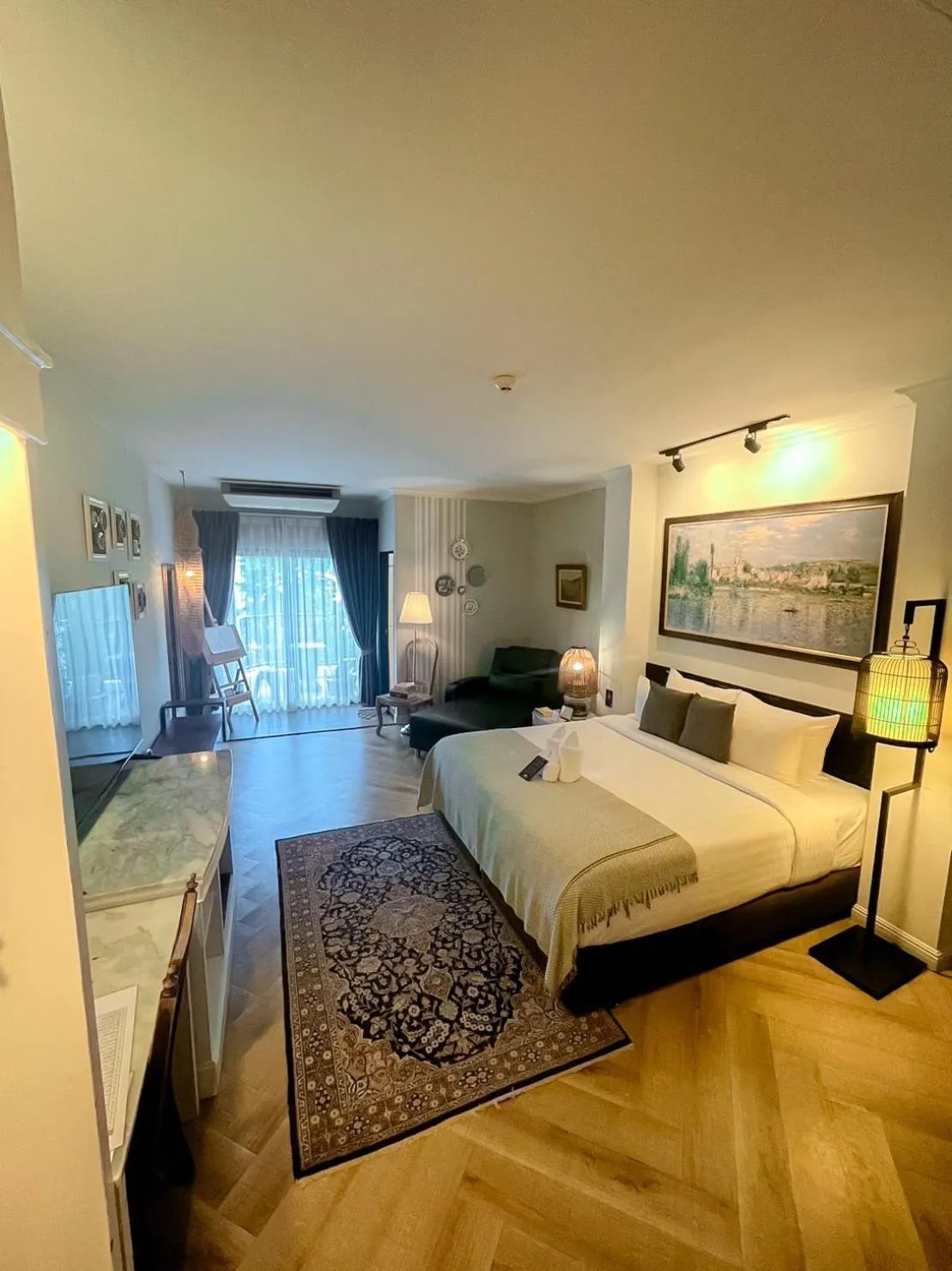 Photo of the whole room, Bed in Yuu Hotel Ubon Ratchathani