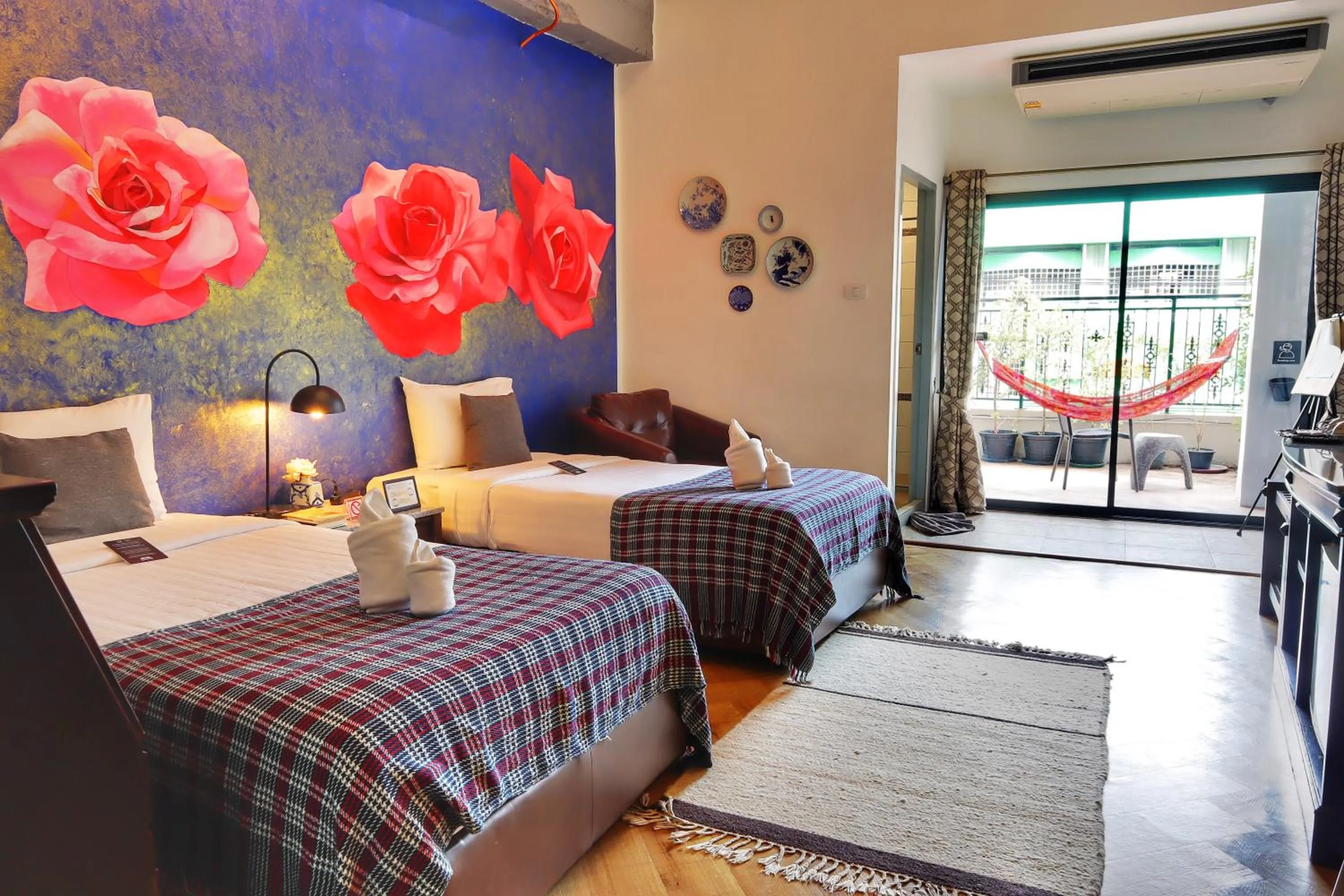 Bed in Yuu Hotel Ubon Ratchathani