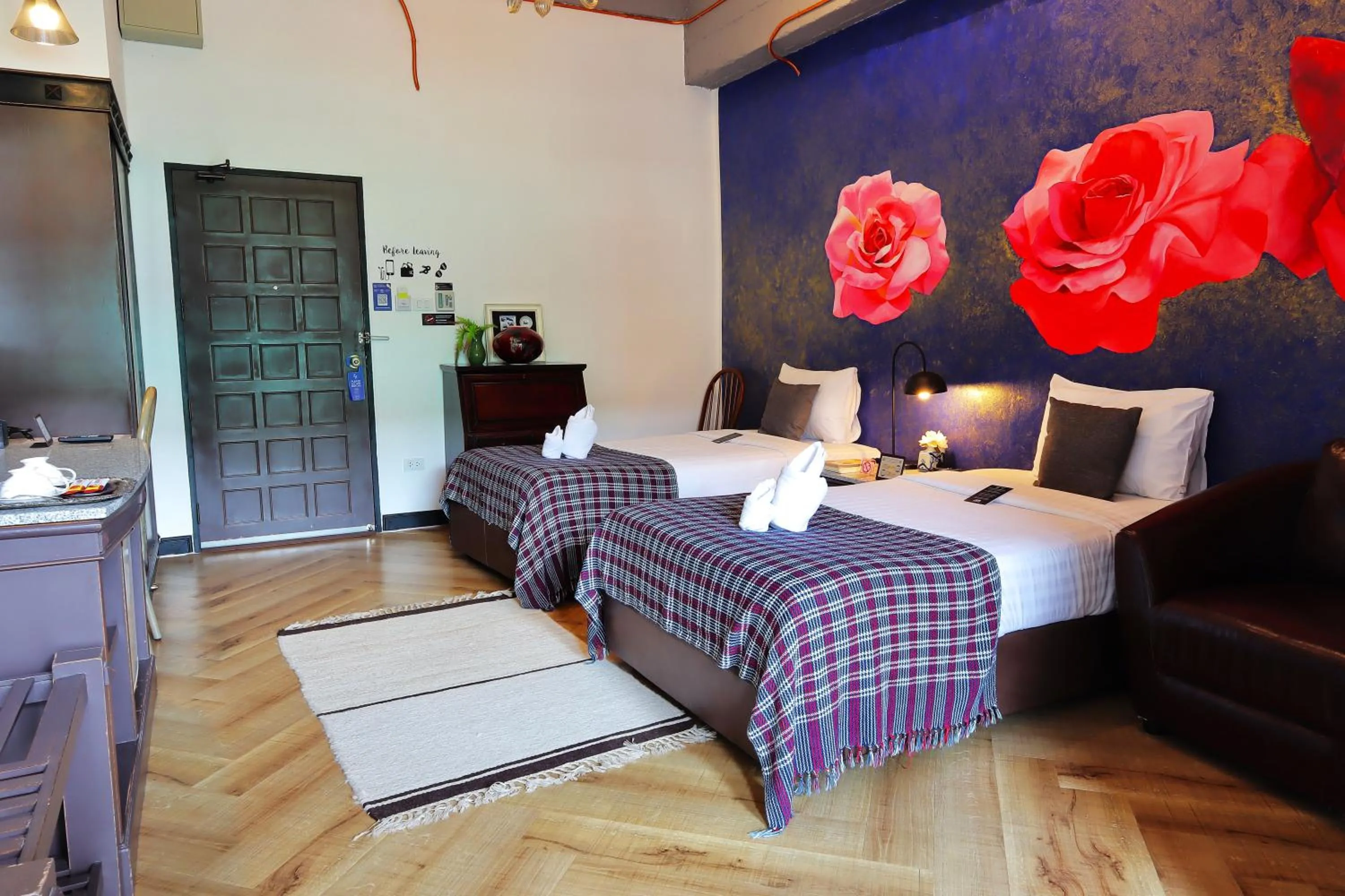 Photo of the whole room, Bed in Yuu Hotel Ubon Ratchathani