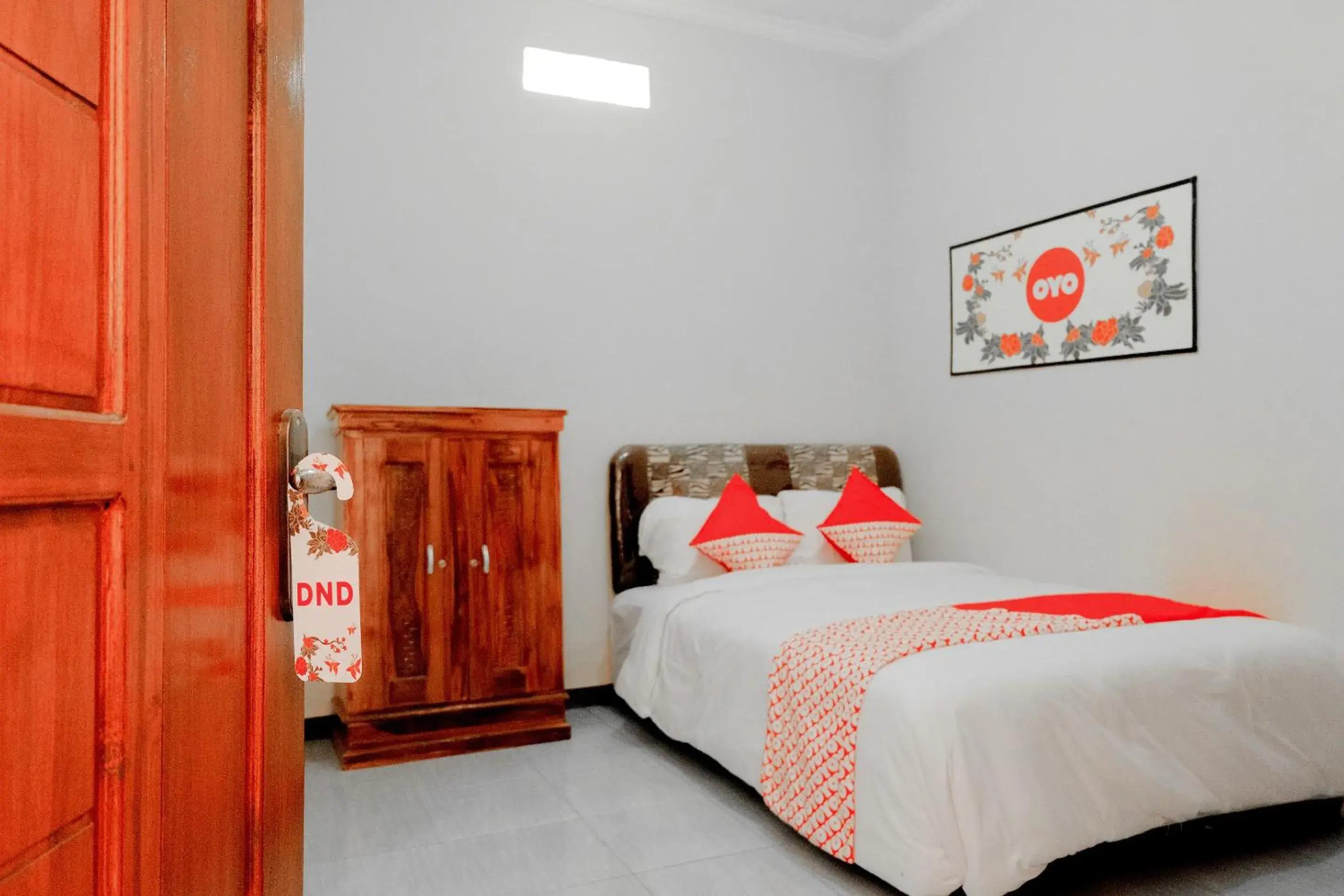 Standard Double Room in OYO 605 Queen Homestay Standard Double Room in OYO 605 Queen Homestay