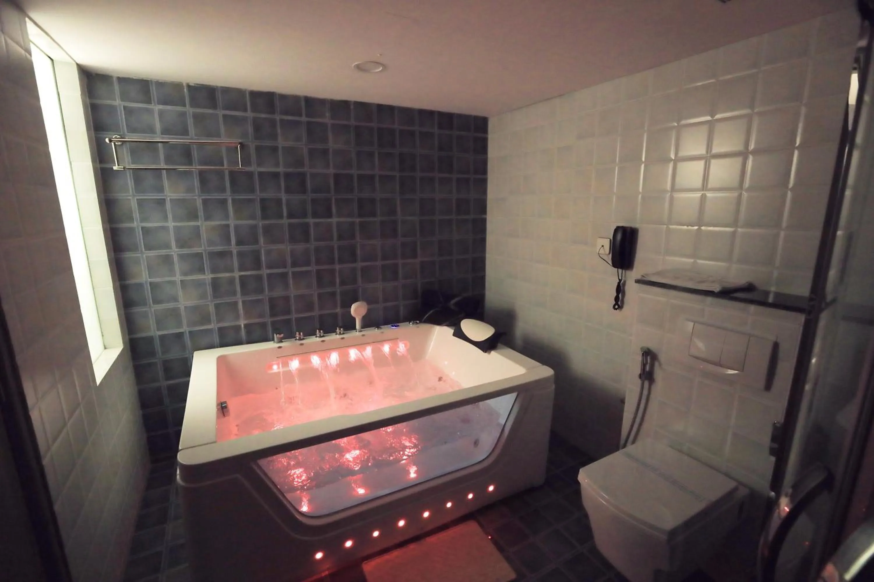 Bathroom in Humming Bird Hotel & Banquet