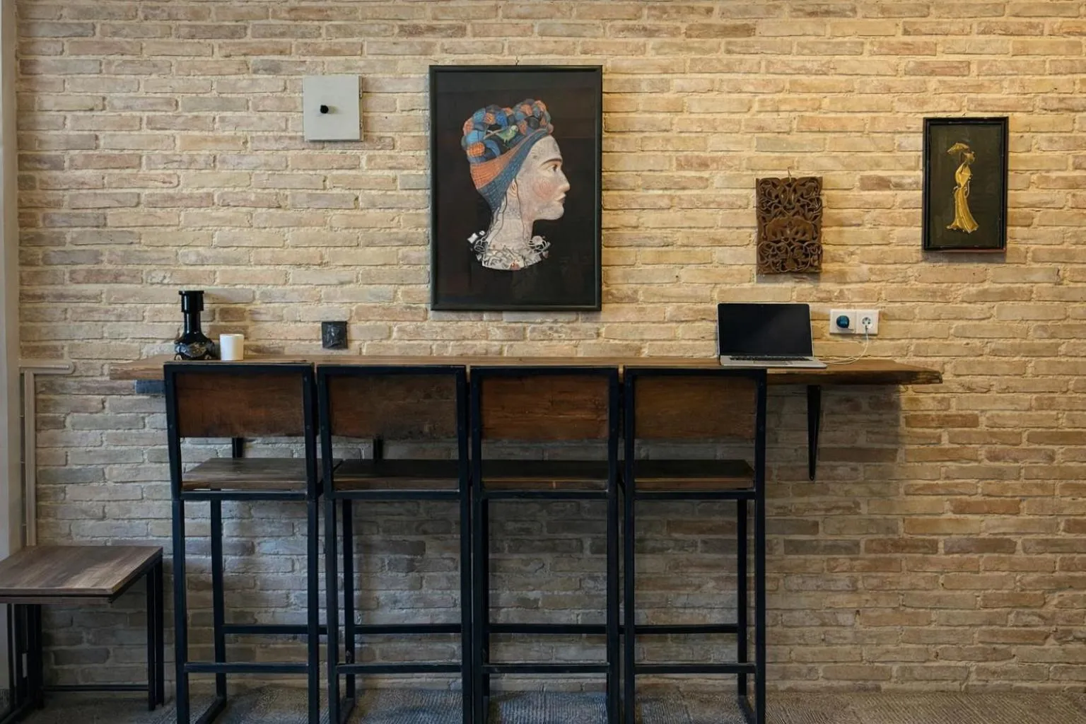 Business facilities in Kuyu Beergarden Hostel