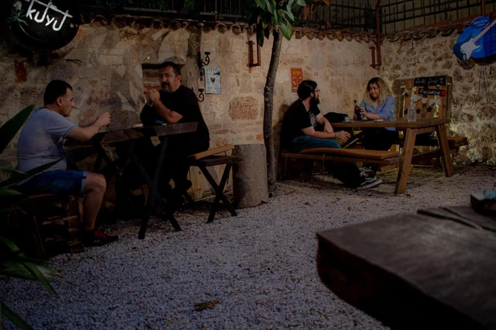 People in Kuyu Beergarden Hostel