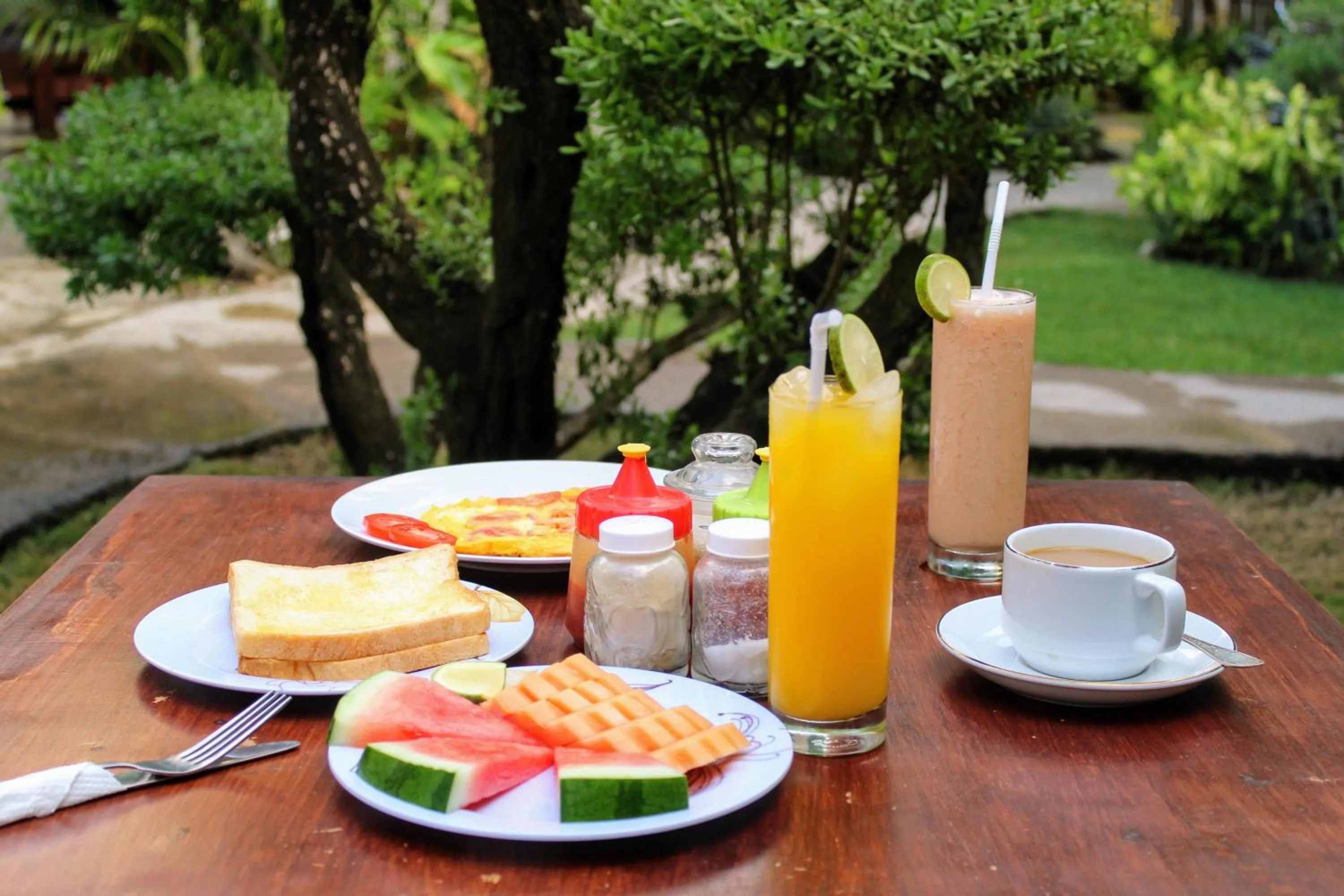 Food and drinks in D'Gilian Bungalow