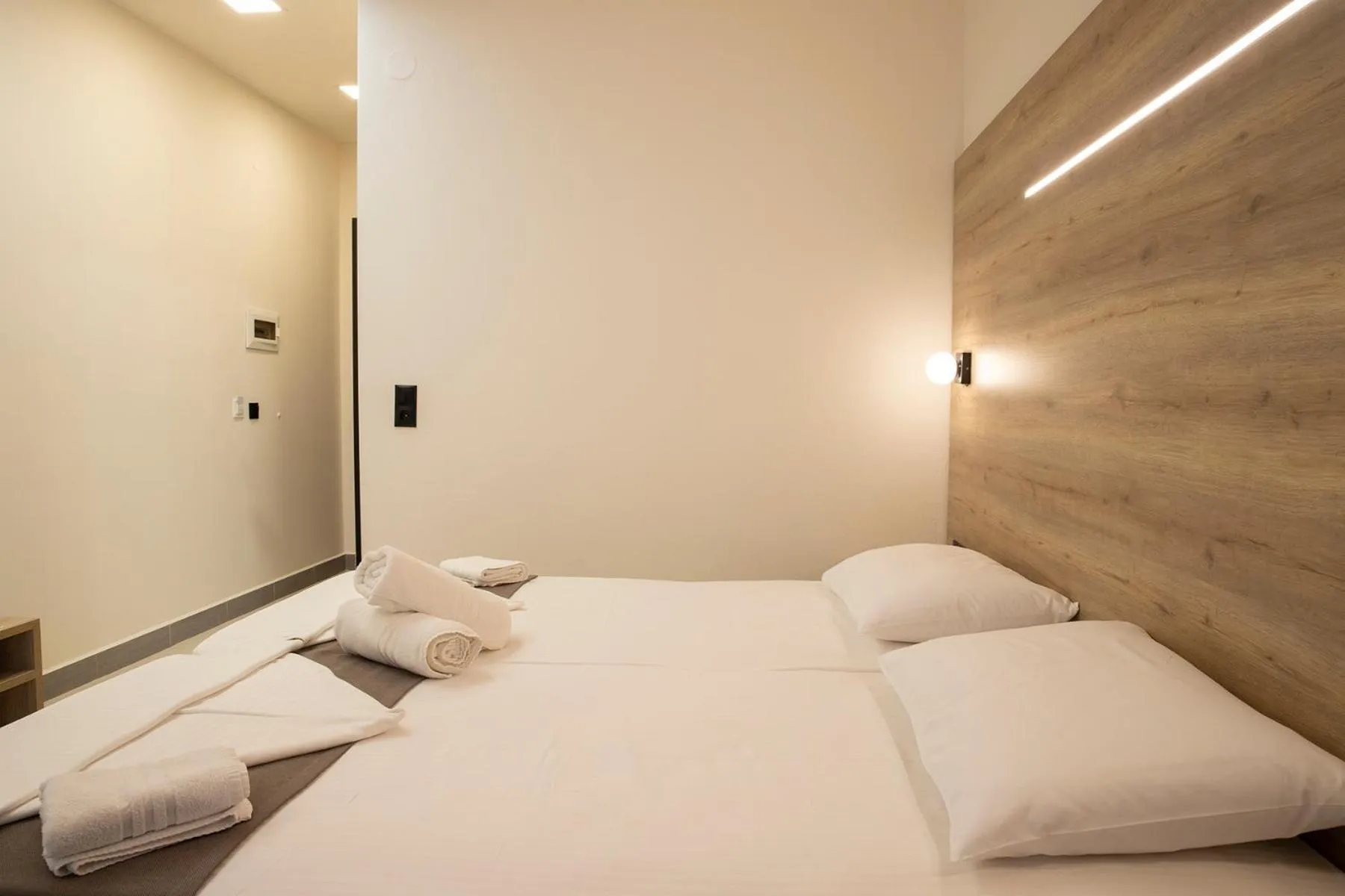 Bed in Dafni Plus Hotel