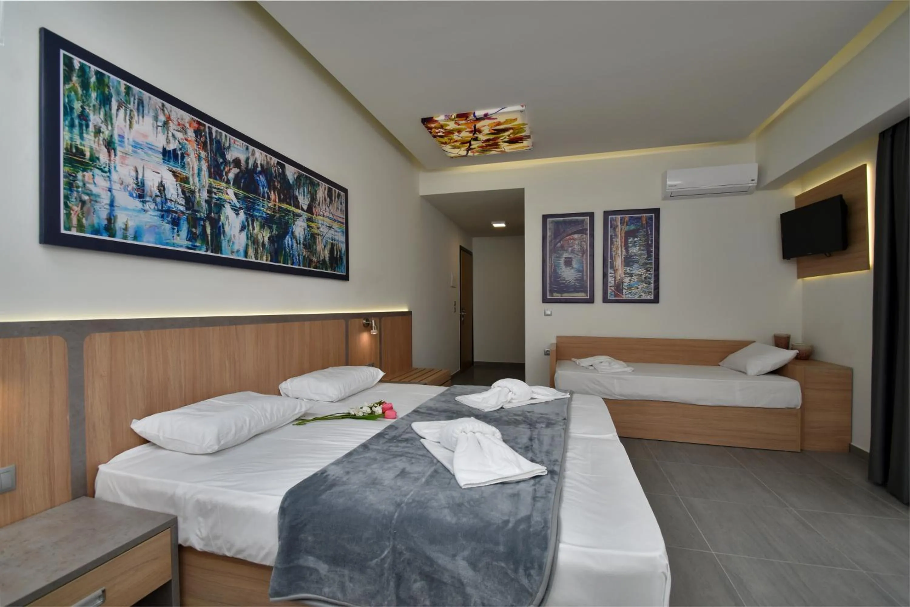 Bedroom, Bed in Dafni Plus Hotel