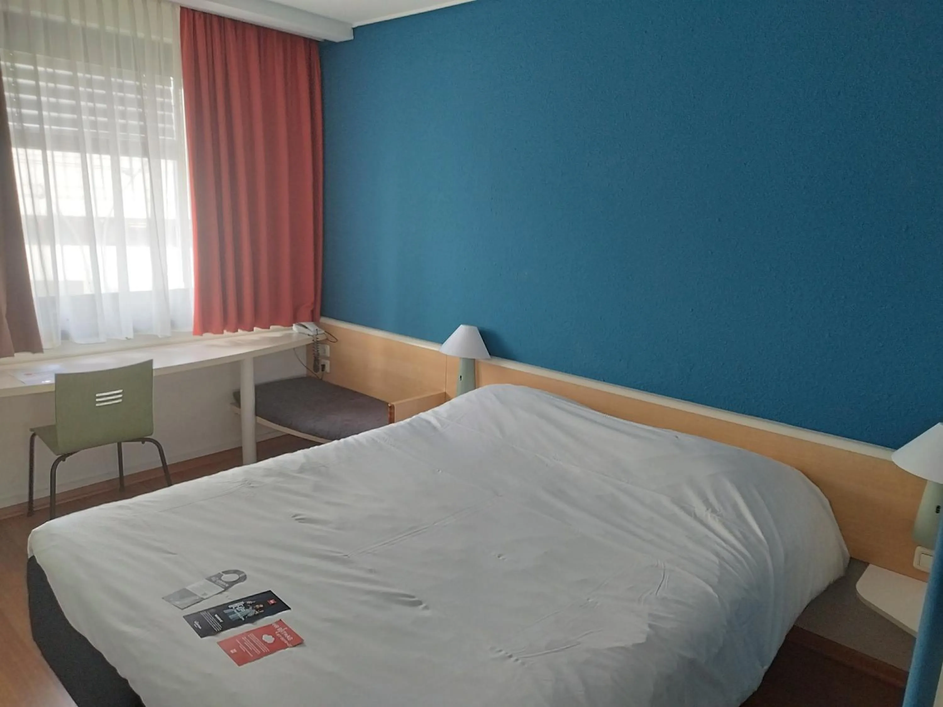 Bed in Ibis Ulm City