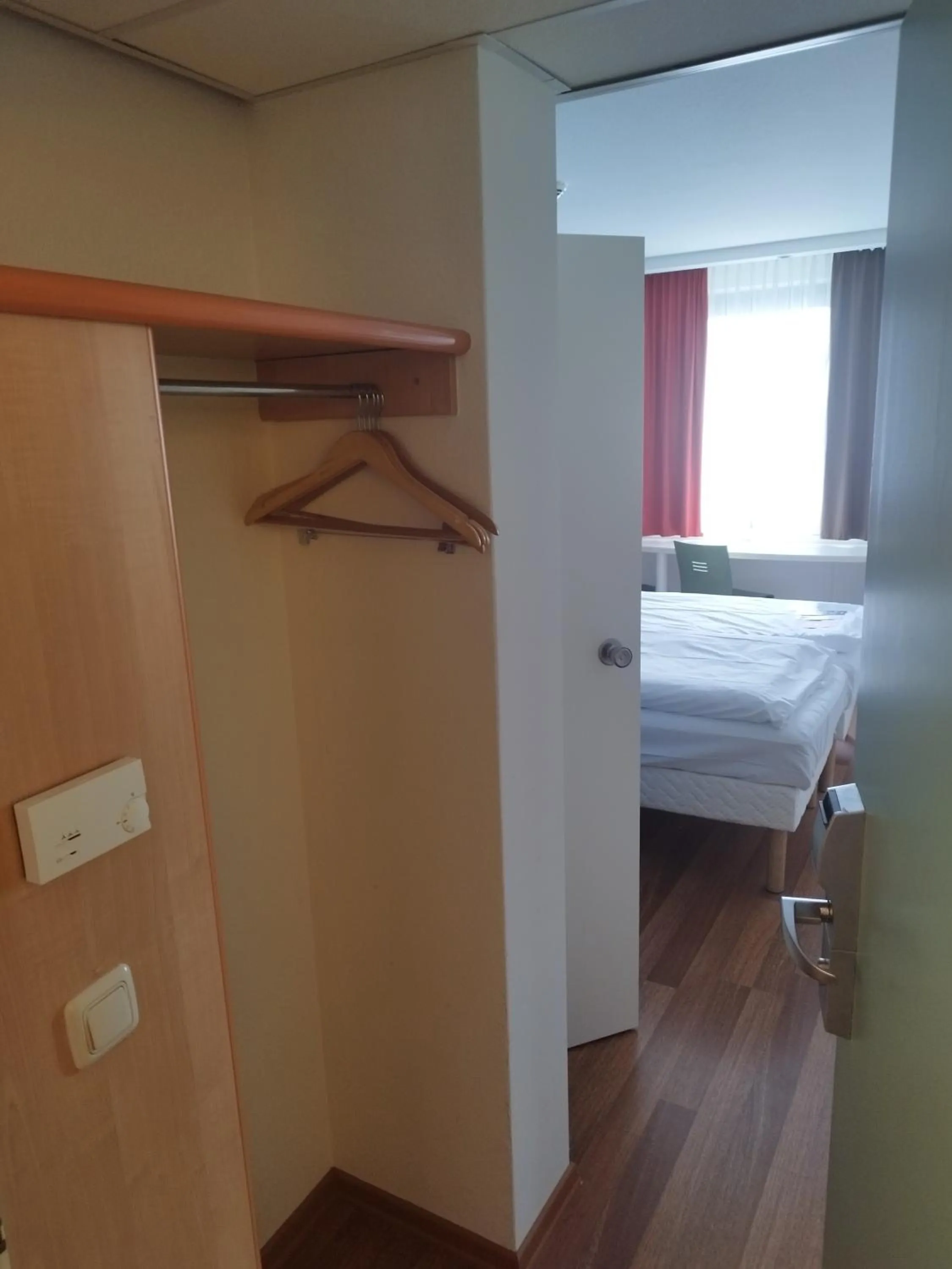 bunk bed, Bed in Ibis Ulm City