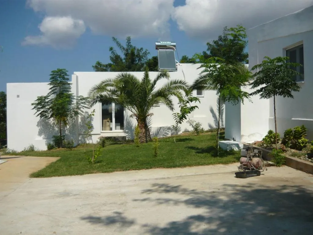 Victory Apartments Hotel