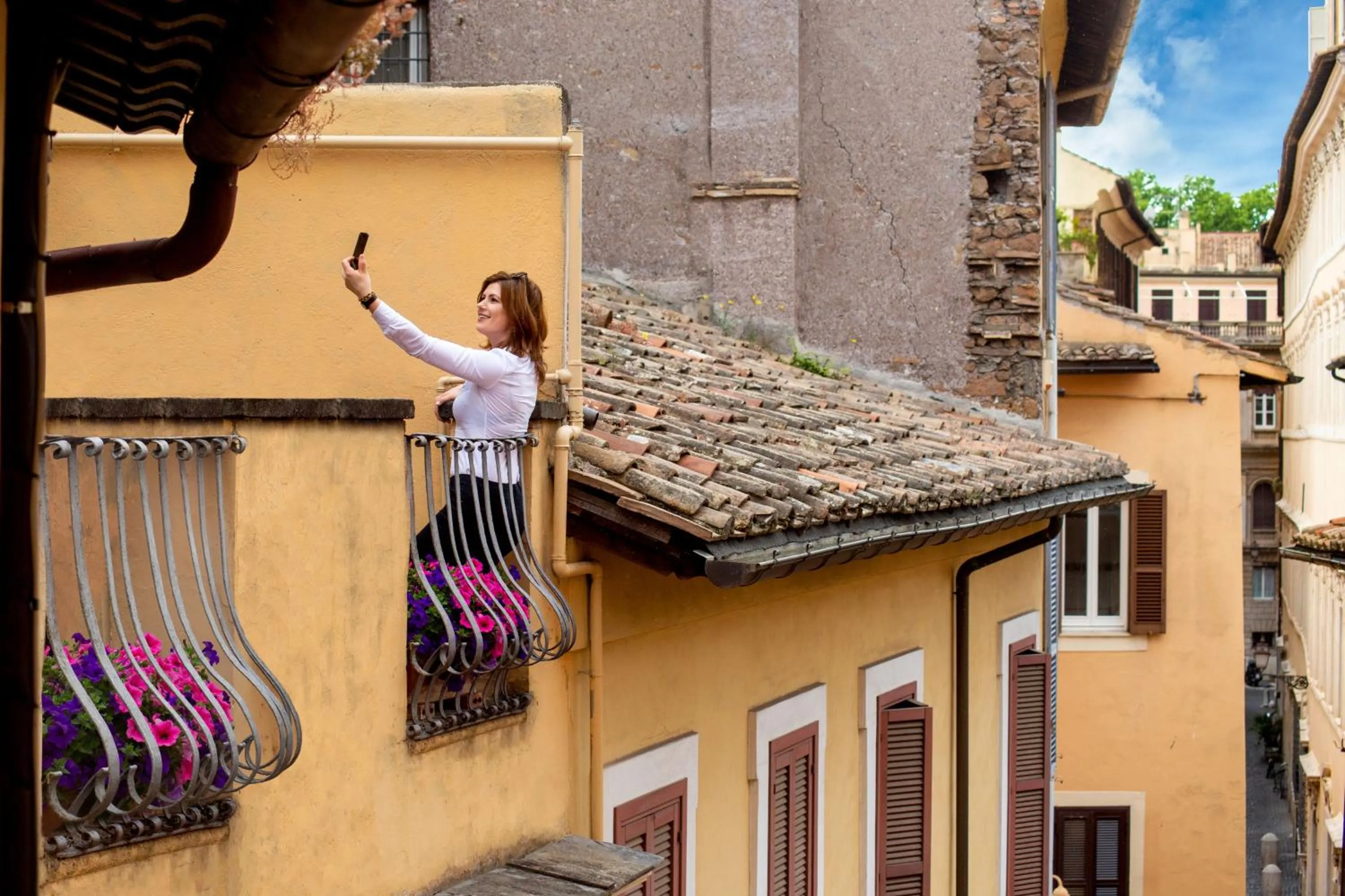 Property building in Bollo Apartments