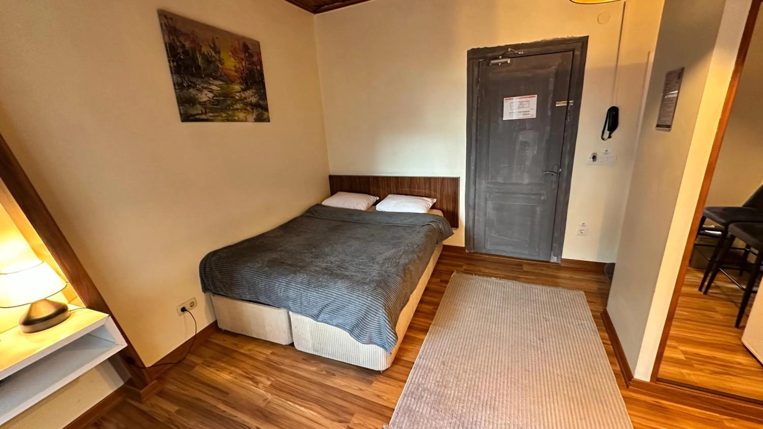 Bedroom, Bed in New Pera