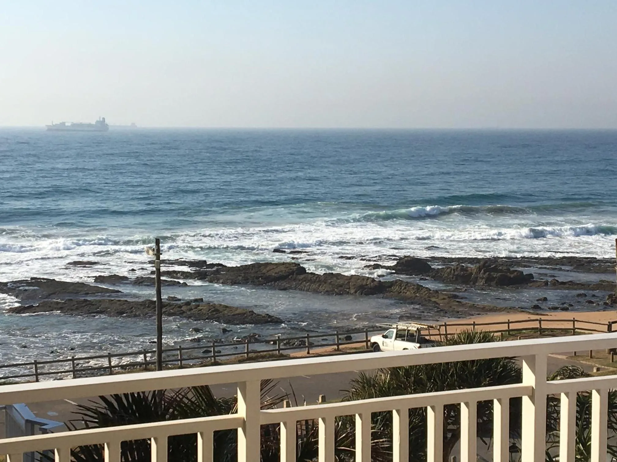 Sea view in Fairlight Beach House