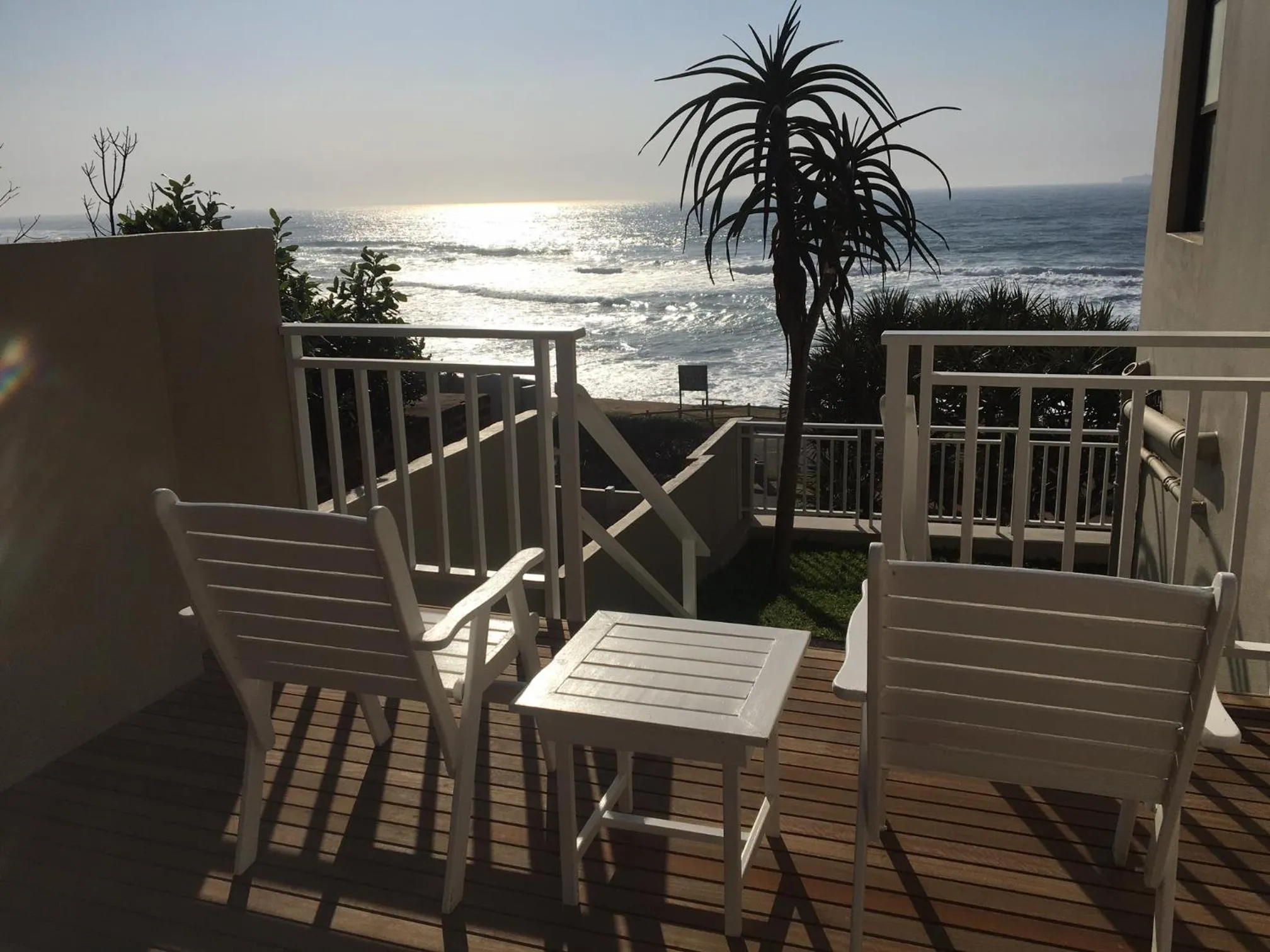 Sea view in Fairlight Beach House