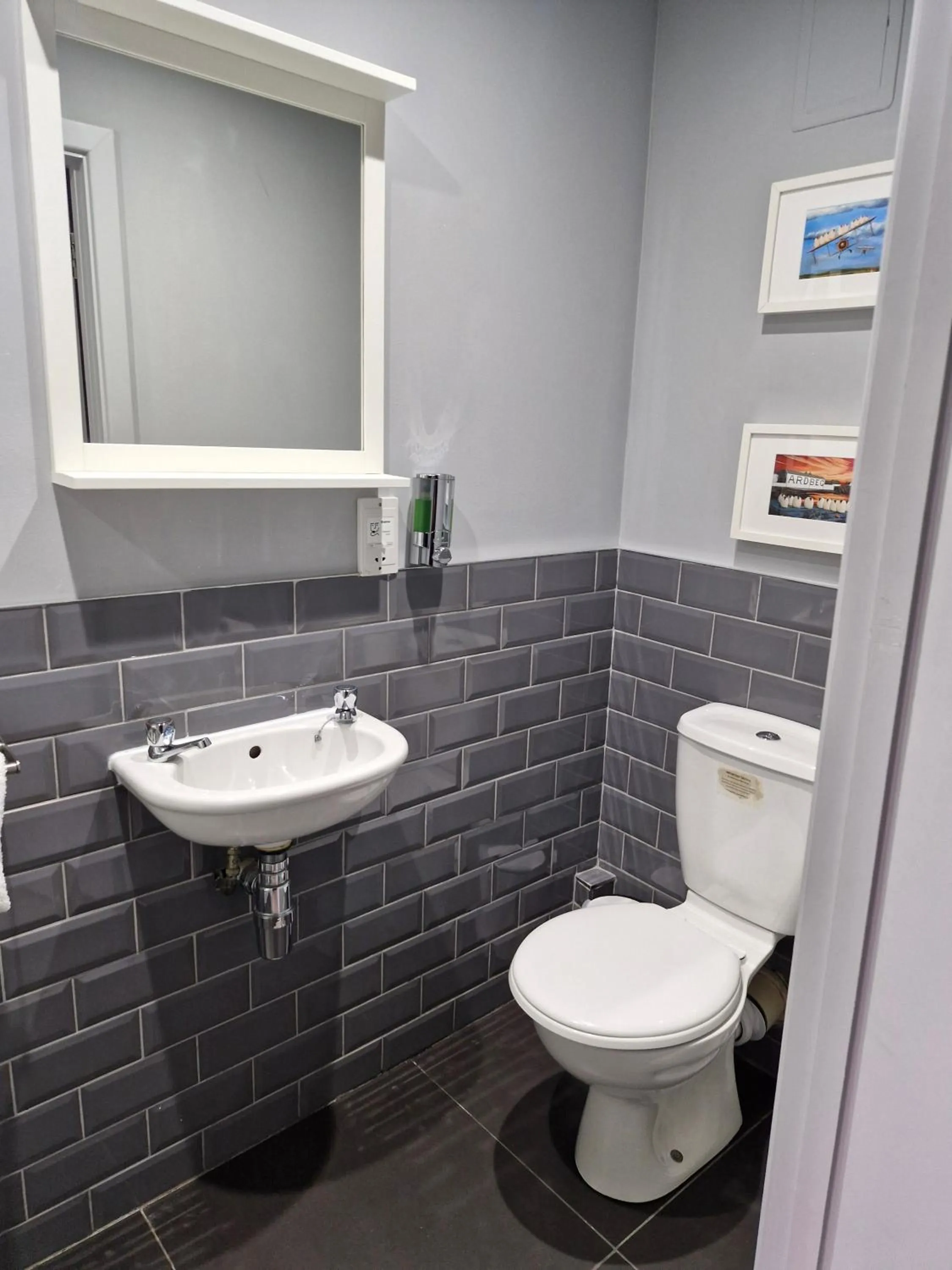 The Ranald Apartments