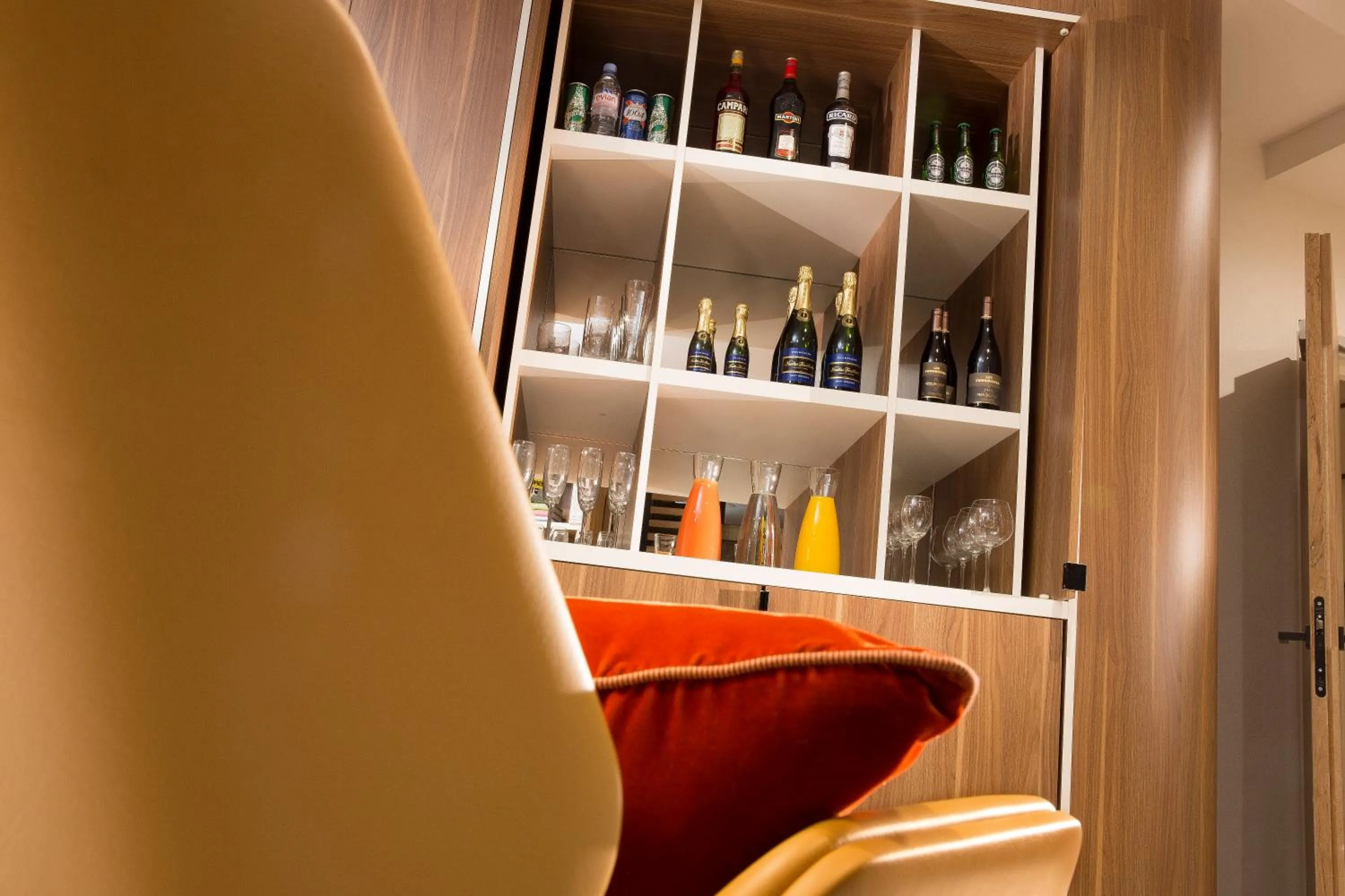 Alcoholic drinks in Hôtel Eiffel Turenne