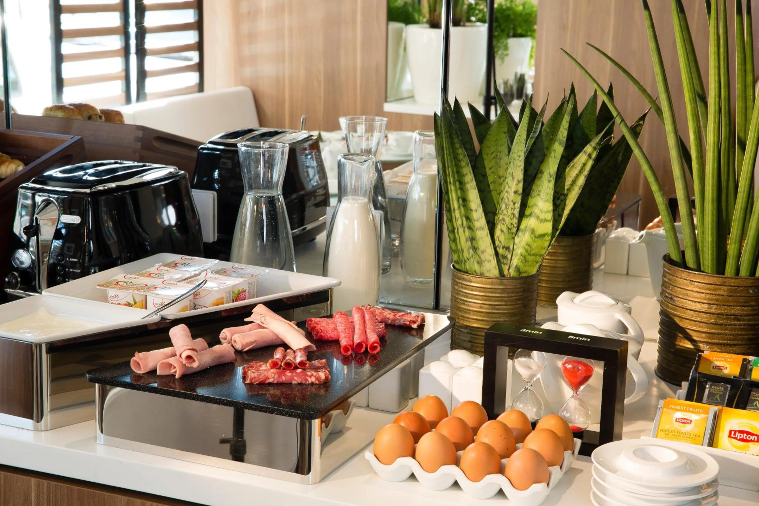 Breakfast in Hôtel Eiffel Turenne