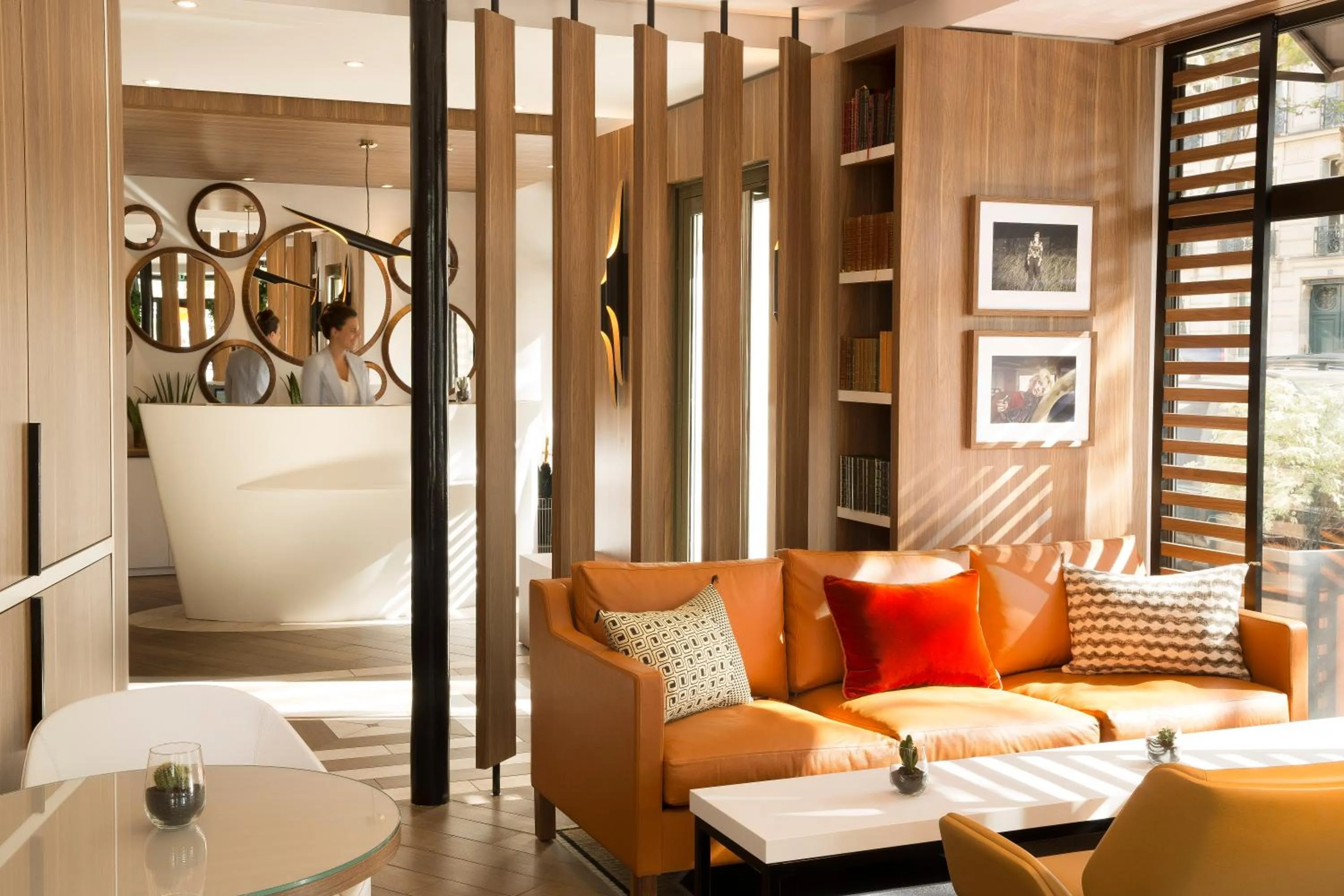 Lobby or reception in Hôtel Eiffel Turenne