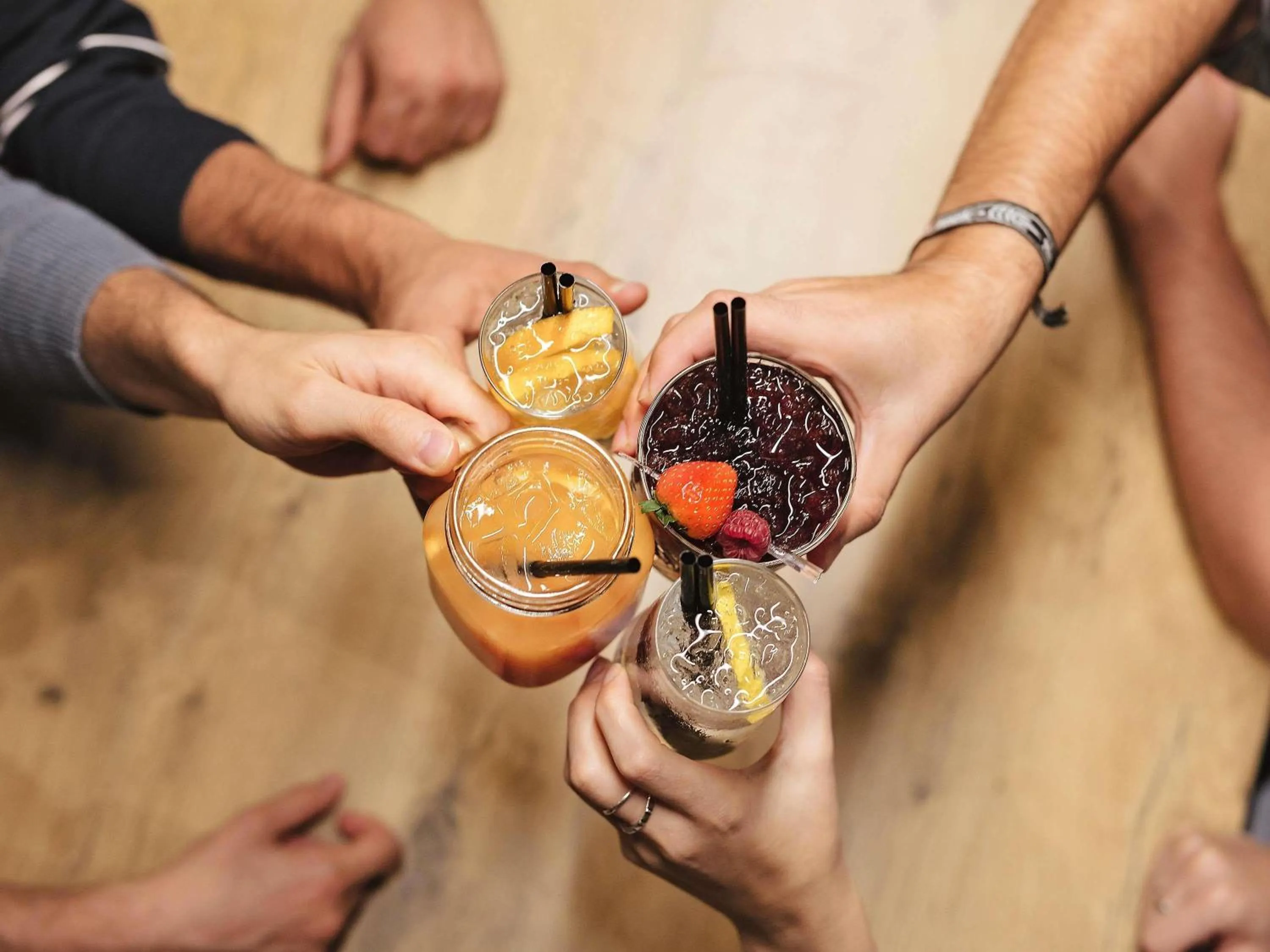 Lounge or bar in ibis Hotel Regensburg City