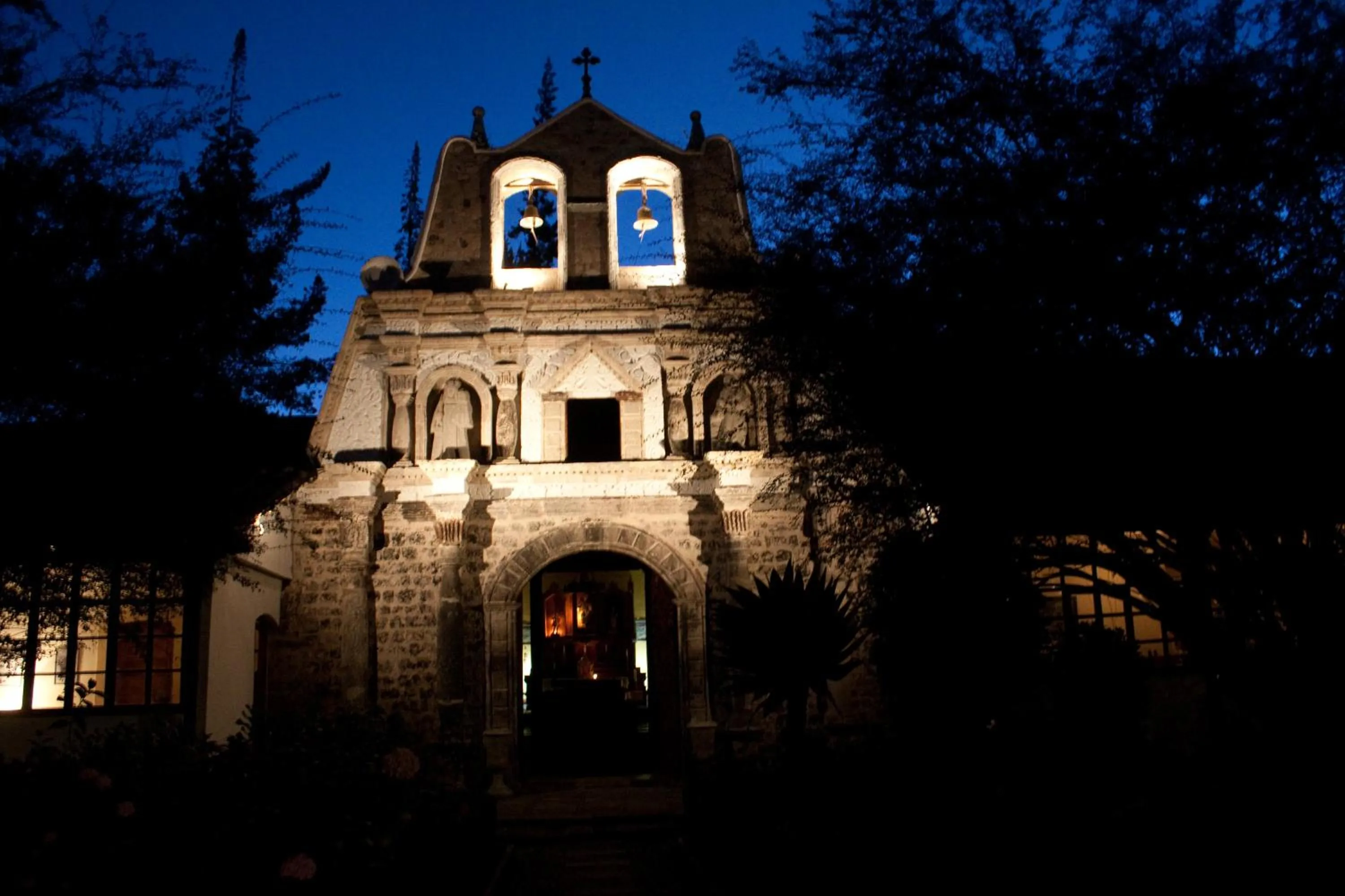 Property building in Hacienda La Cienega