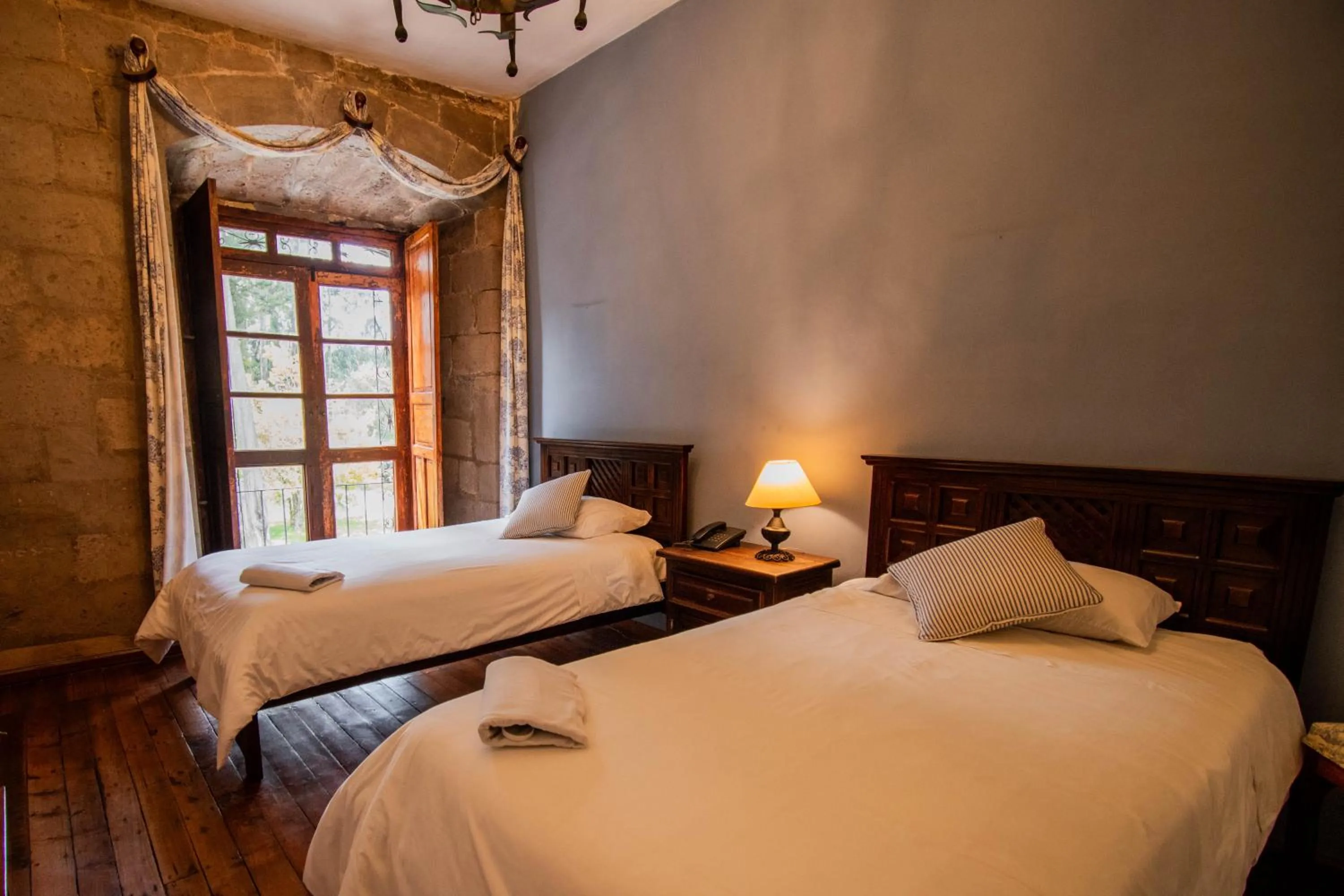 Bed in Hacienda La Cienega