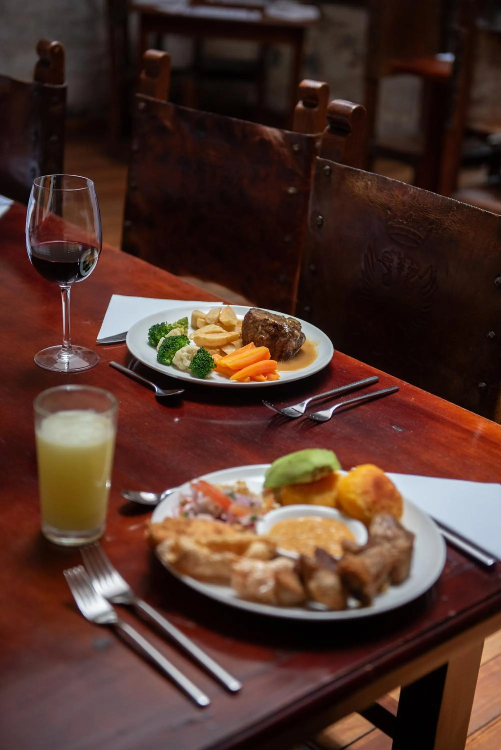 Restaurant/places to eat in Hacienda La Cienega